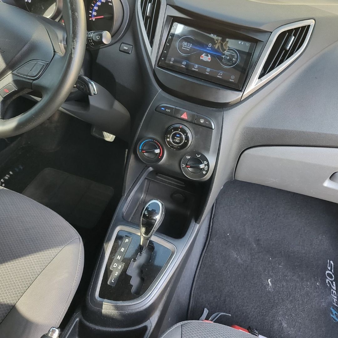 Car Image 9