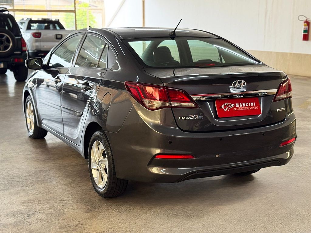 HYUNDAI HB20S