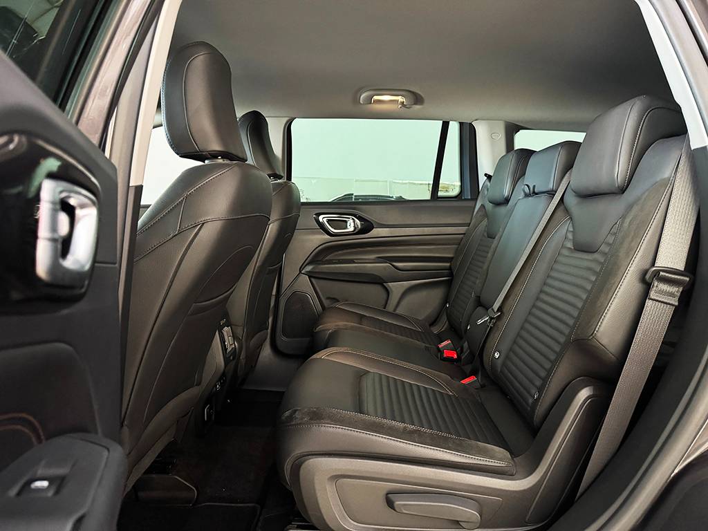 JEEP COMMANDER