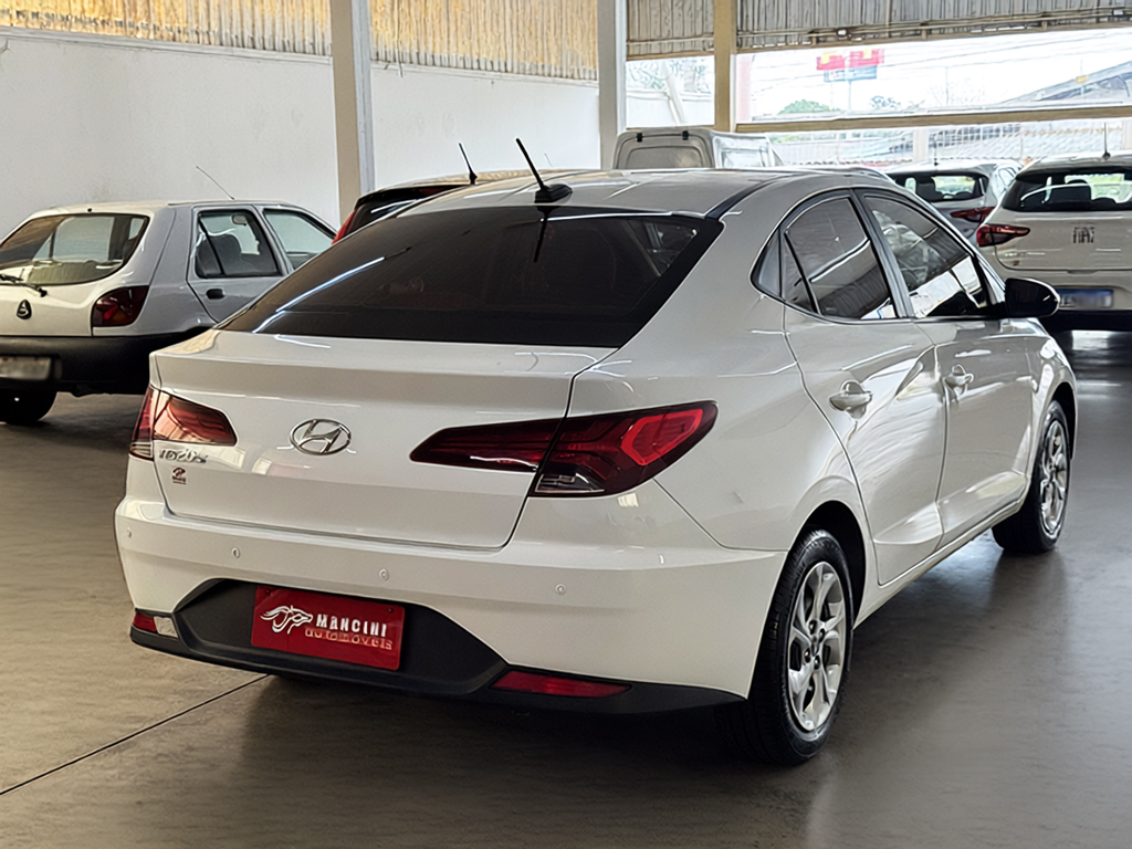 HYUNDAI HB20S