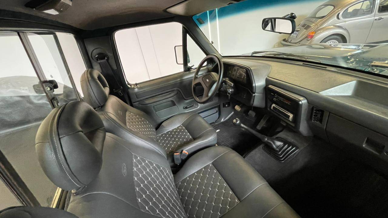 FORD F-1000 1997/1997