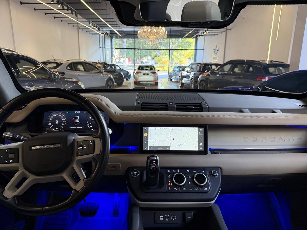 LAND ROVER DEFENDER