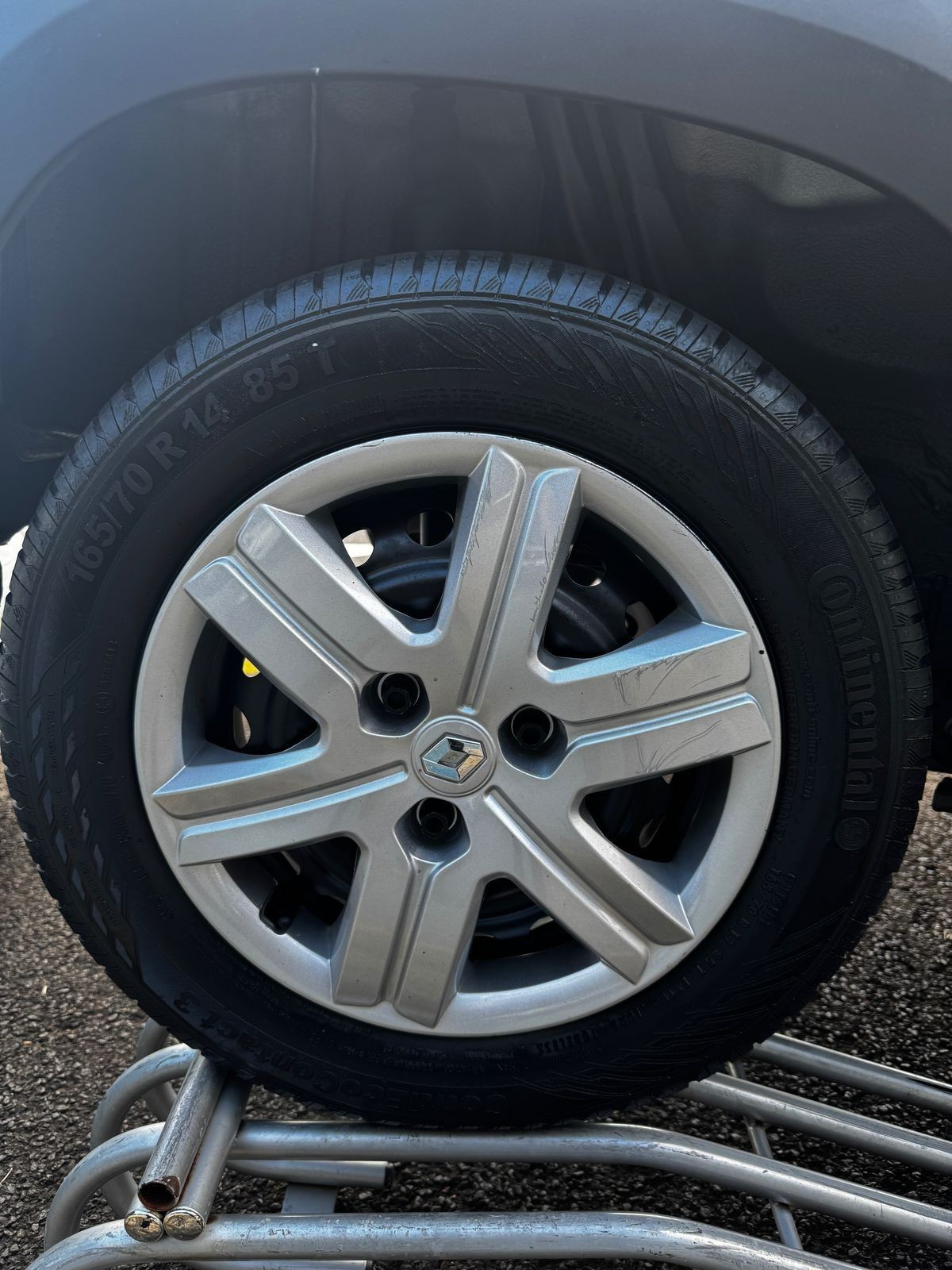 KWID 1.0 12V SCE ZEN