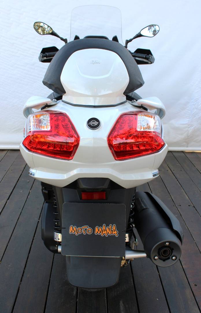 DAFRA MAXSYM 400i