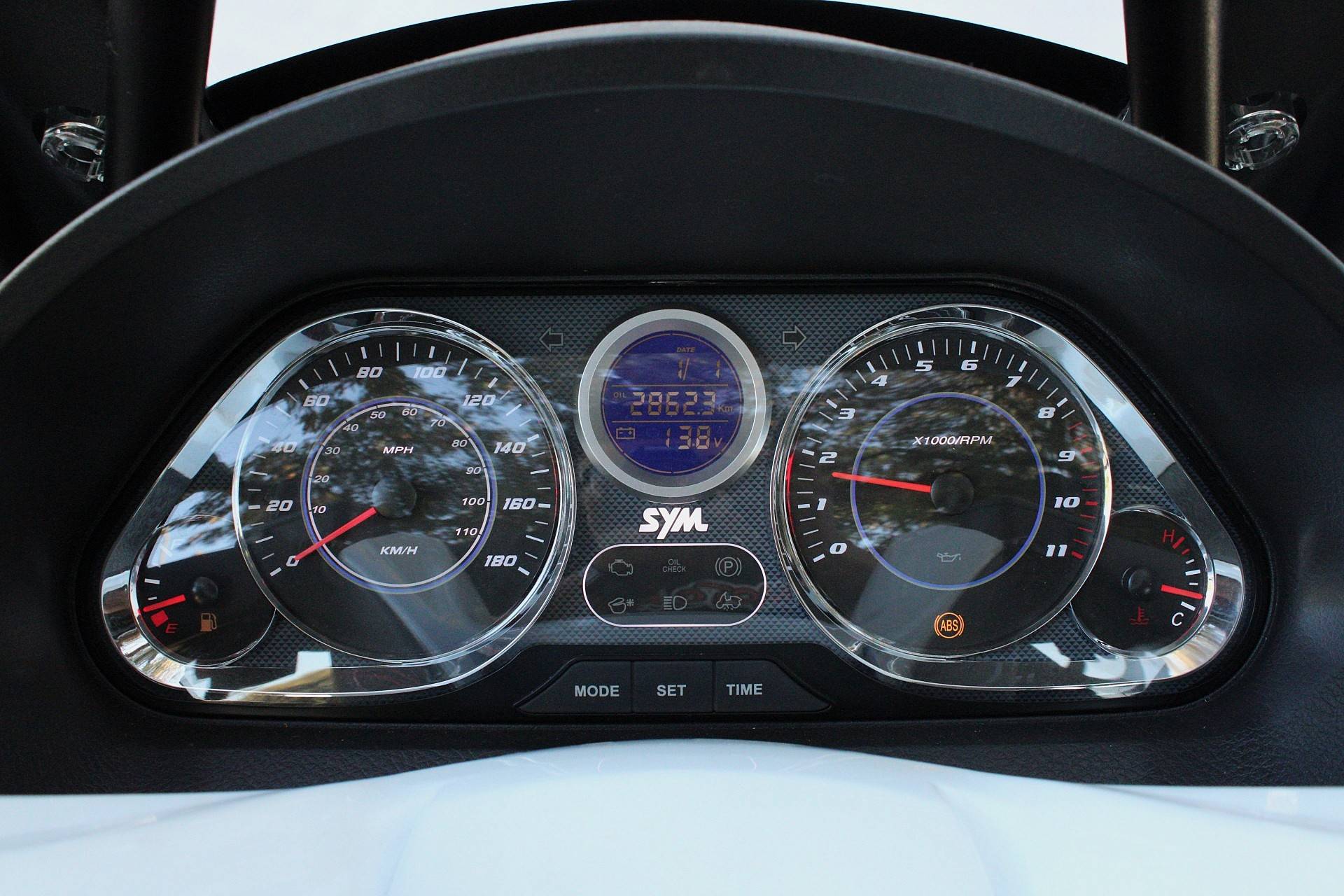 DAFRA MAXSYM 400i