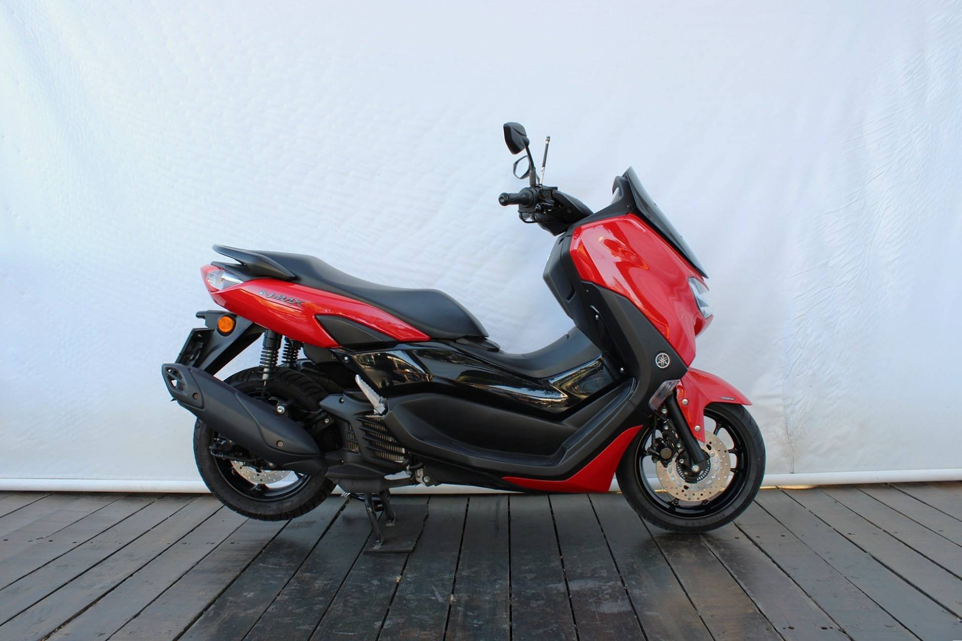 YAMAHA NMAX CONNECTED 160 ABS