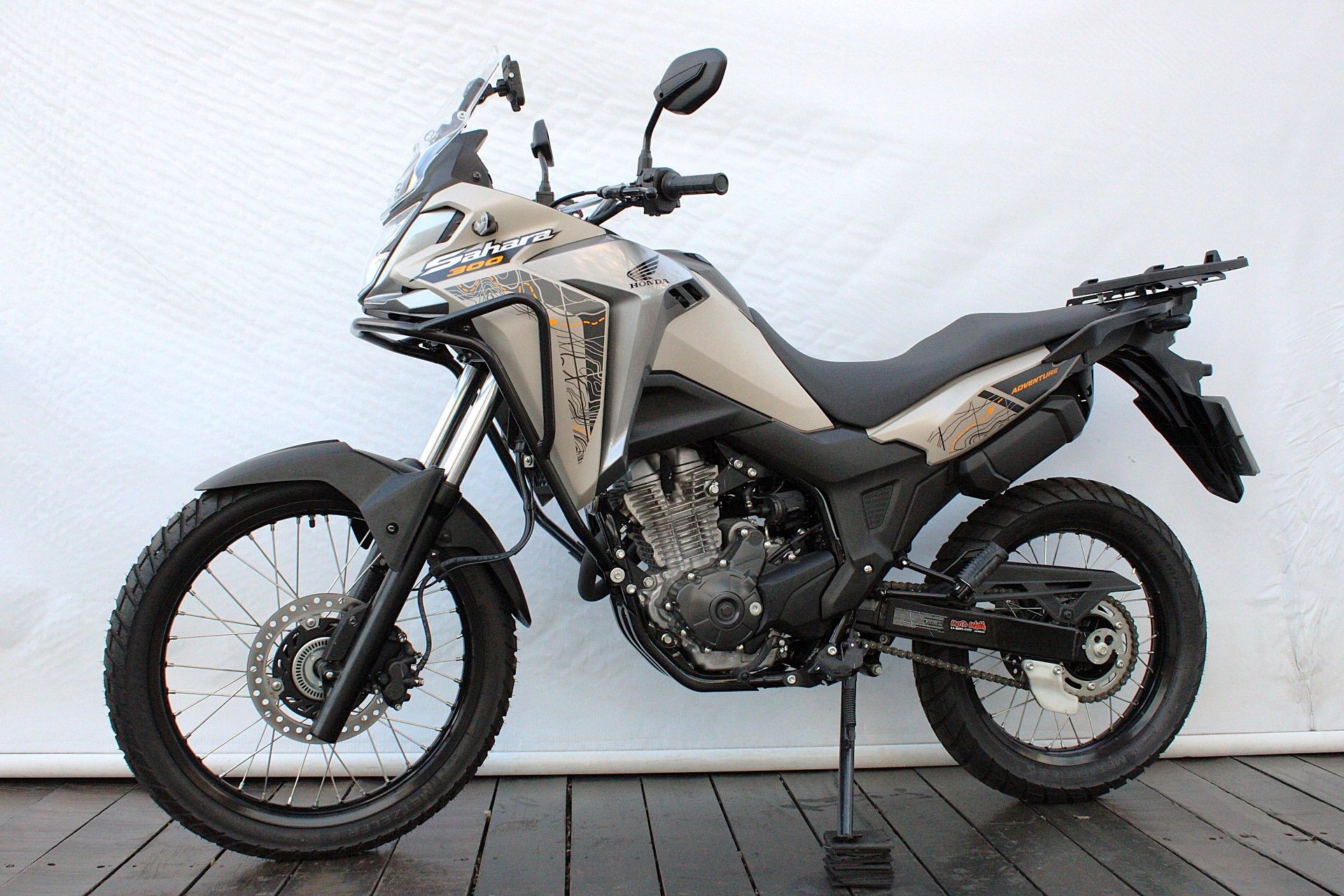 HONDA XRE 300 SAHARA ADVENTURE