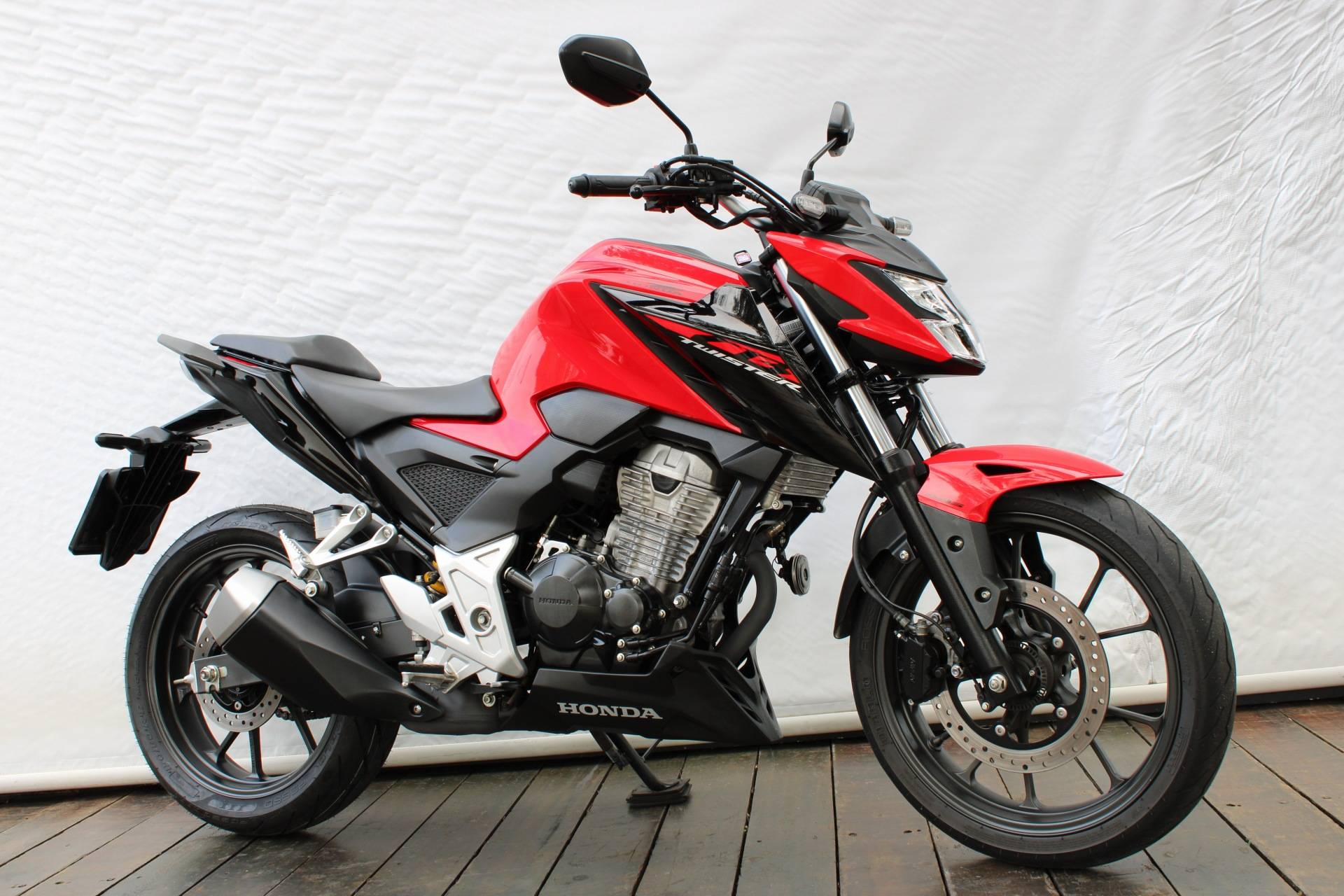 HONDA CB 300F TWISTER CBS