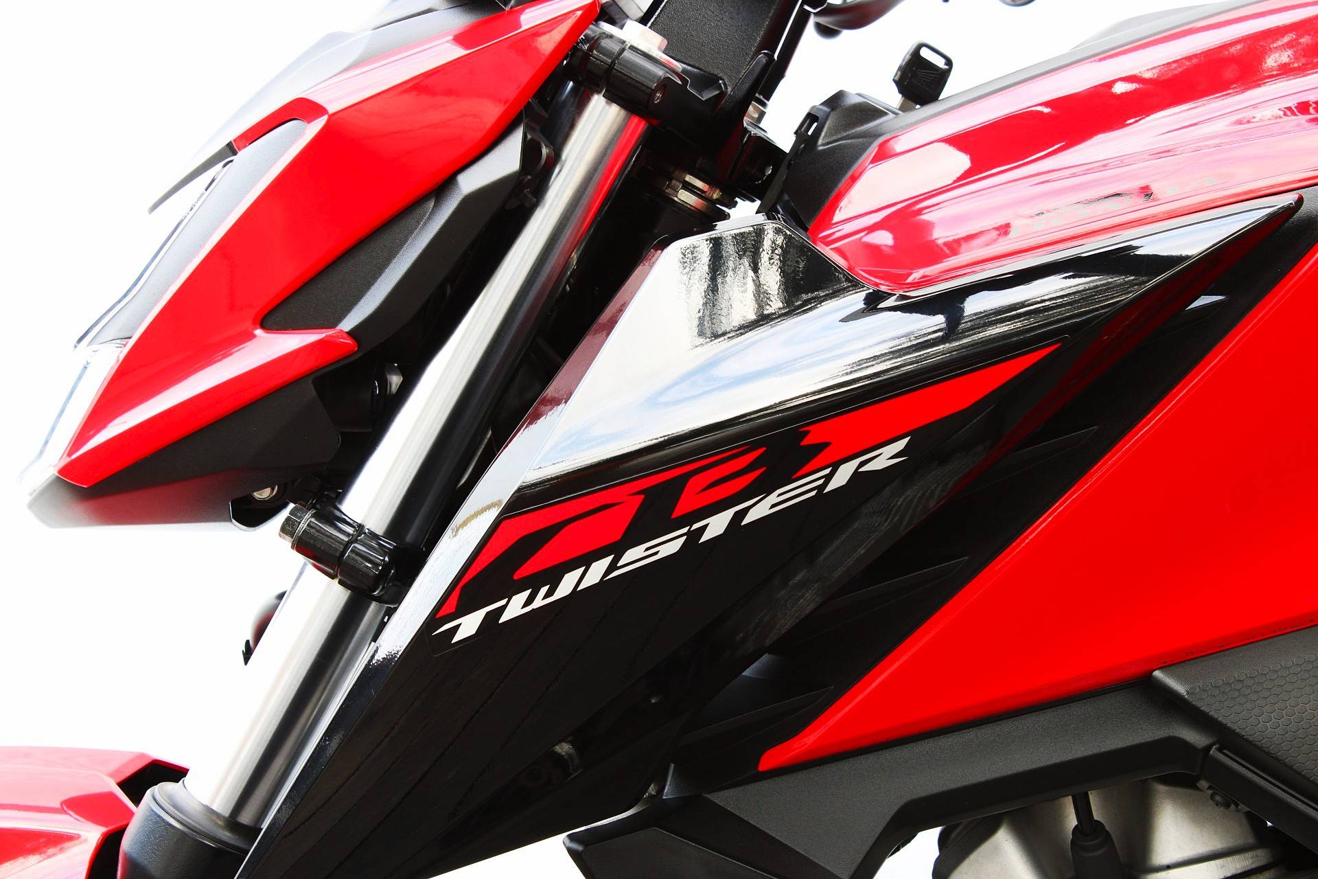 HONDA CB 300F TWISTER CBS