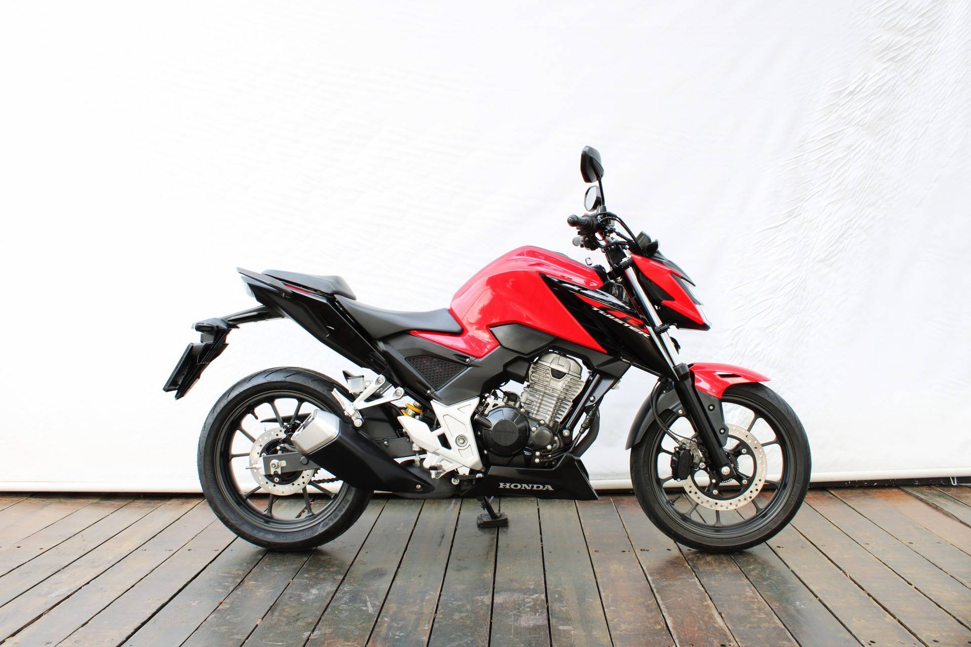 HONDA CB 300F TWISTER CBS
