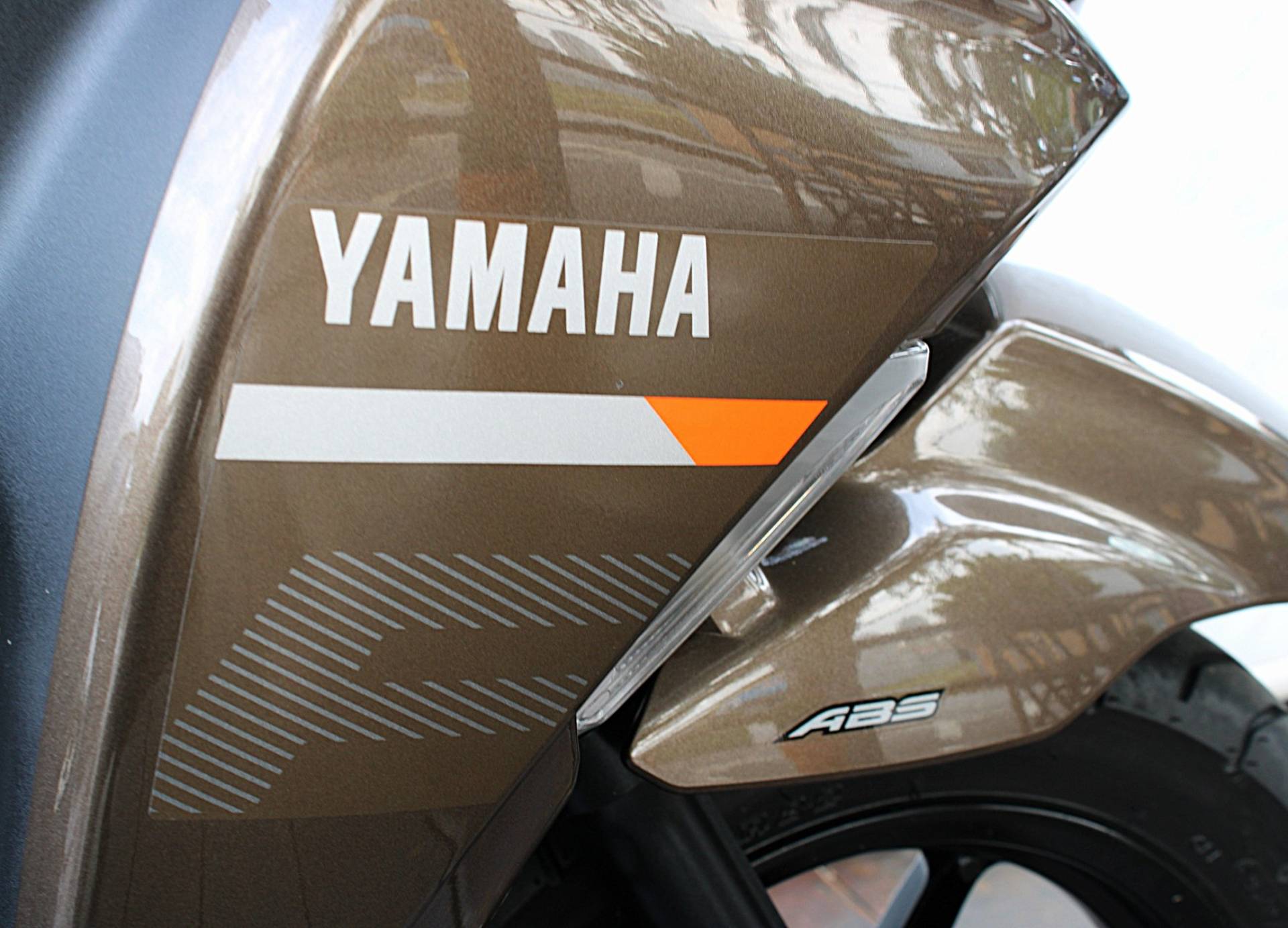 YAMAHA FLUO 125 ABS