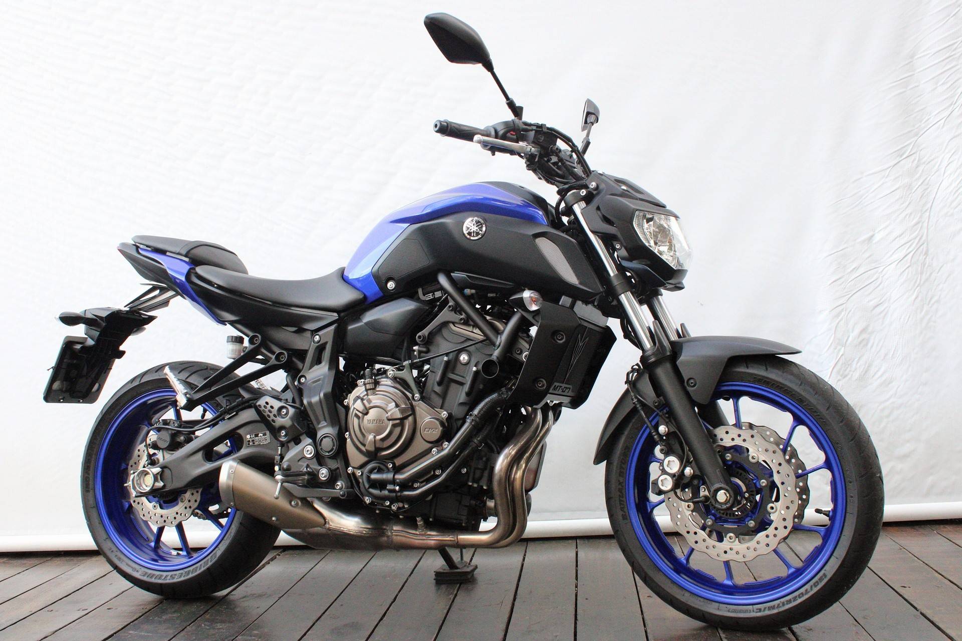 YAMAHA MT-07 ABS