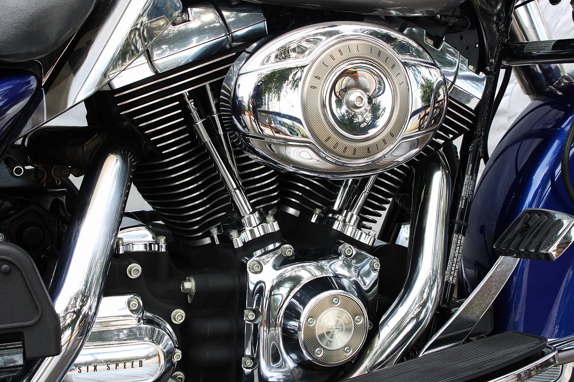 HARLEY-DAVIDSON ROAD KING CLASSIC
