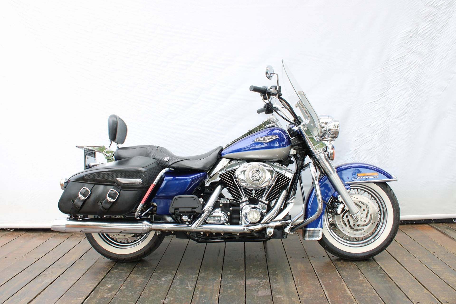 HARLEY-DAVIDSON ROAD KING CLASSIC