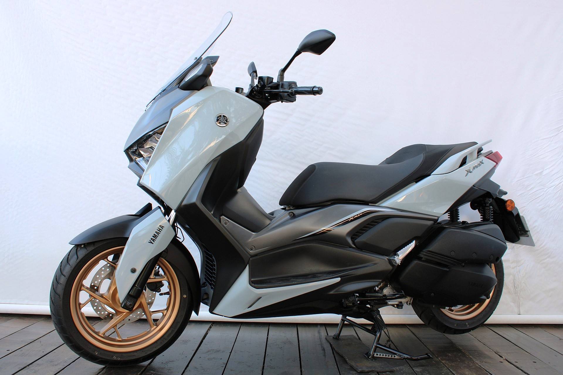 YAMAHA XMAX 300 CONNECTED ABS