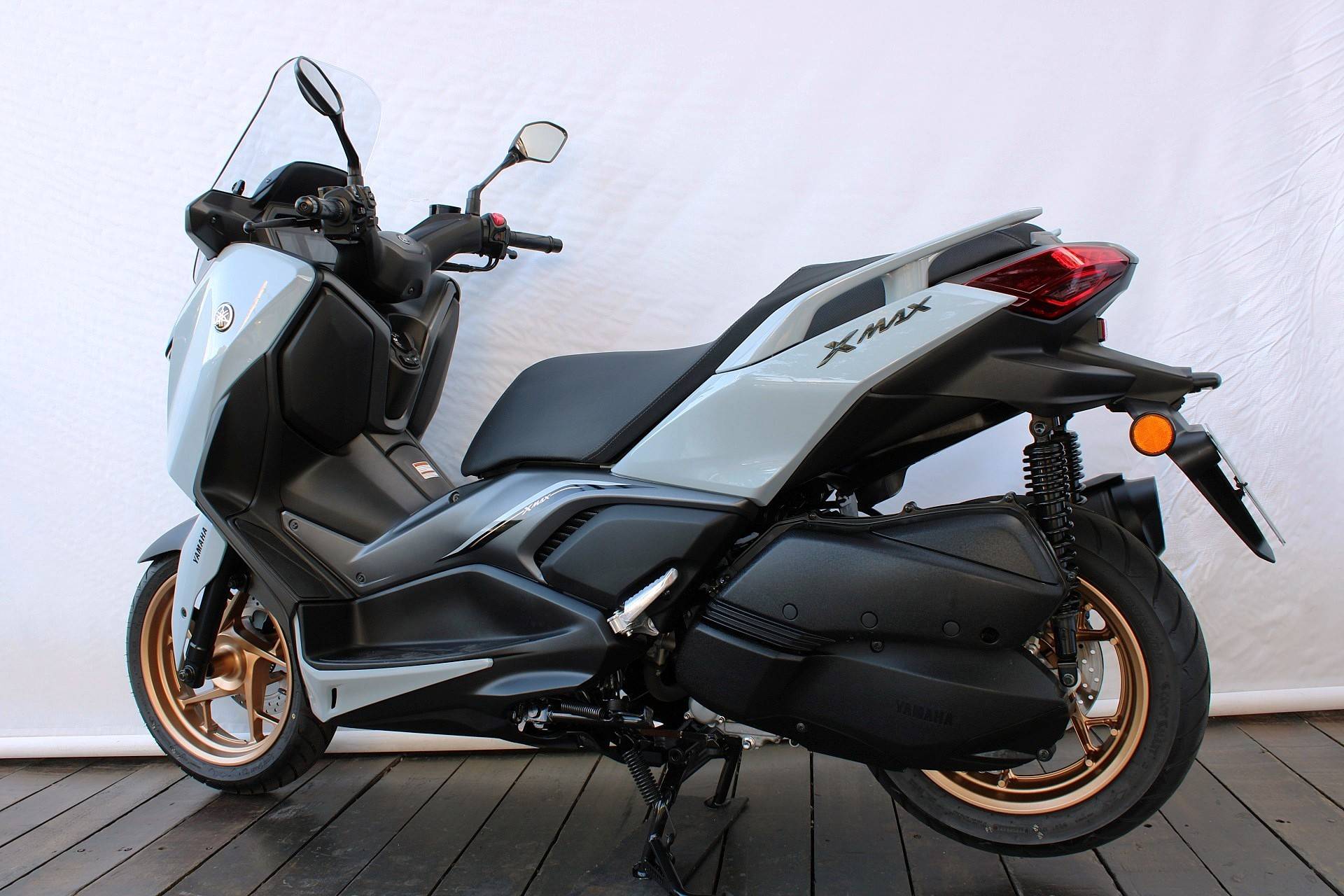YAMAHA XMAX 300 CONNECTED ABS