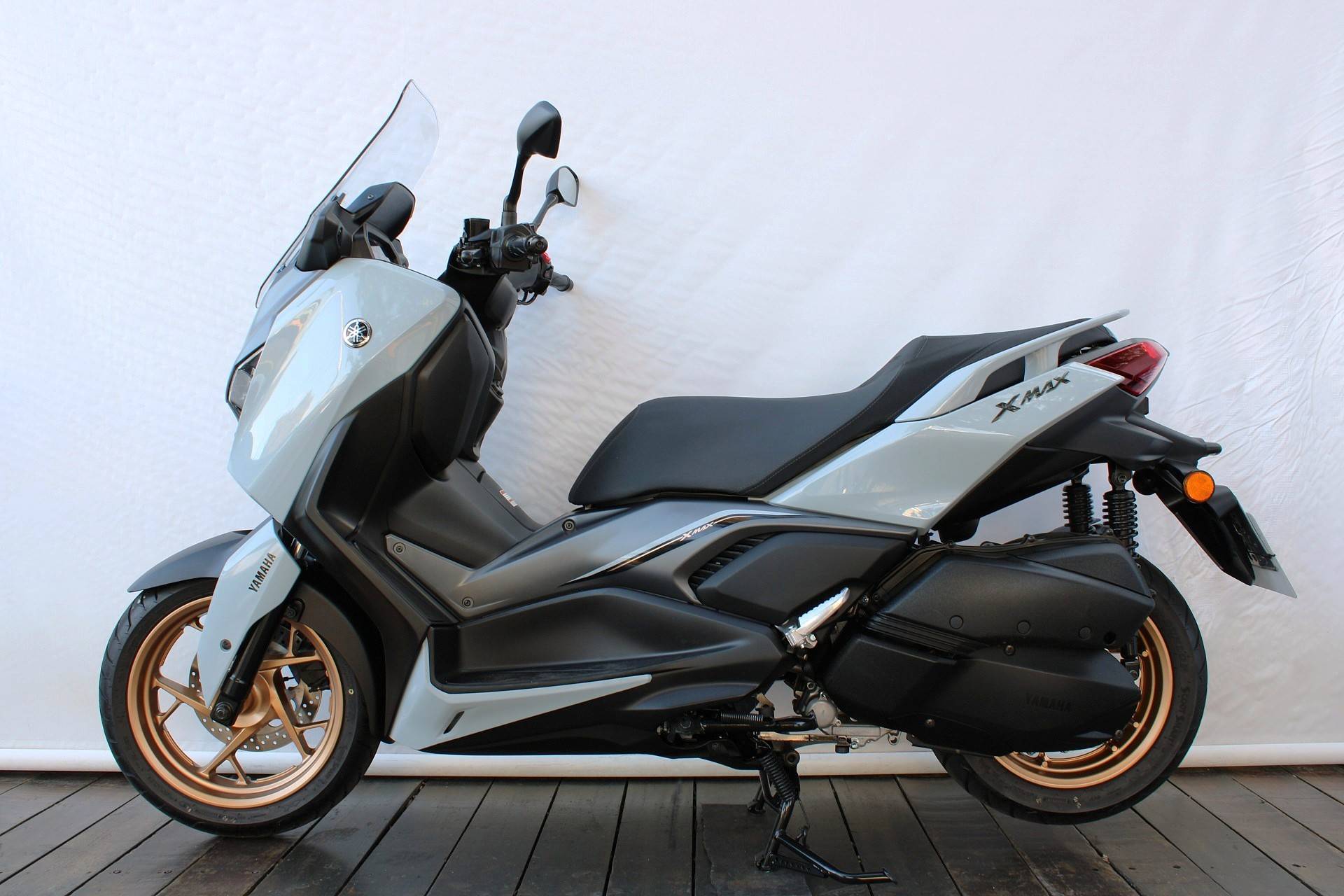 YAMAHA XMAX 300 CONNECTED ABS