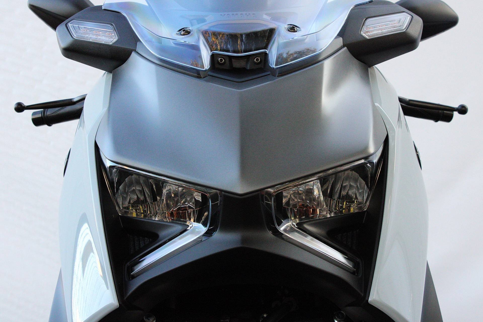 YAMAHA XMAX 300 CONNECTED ABS
