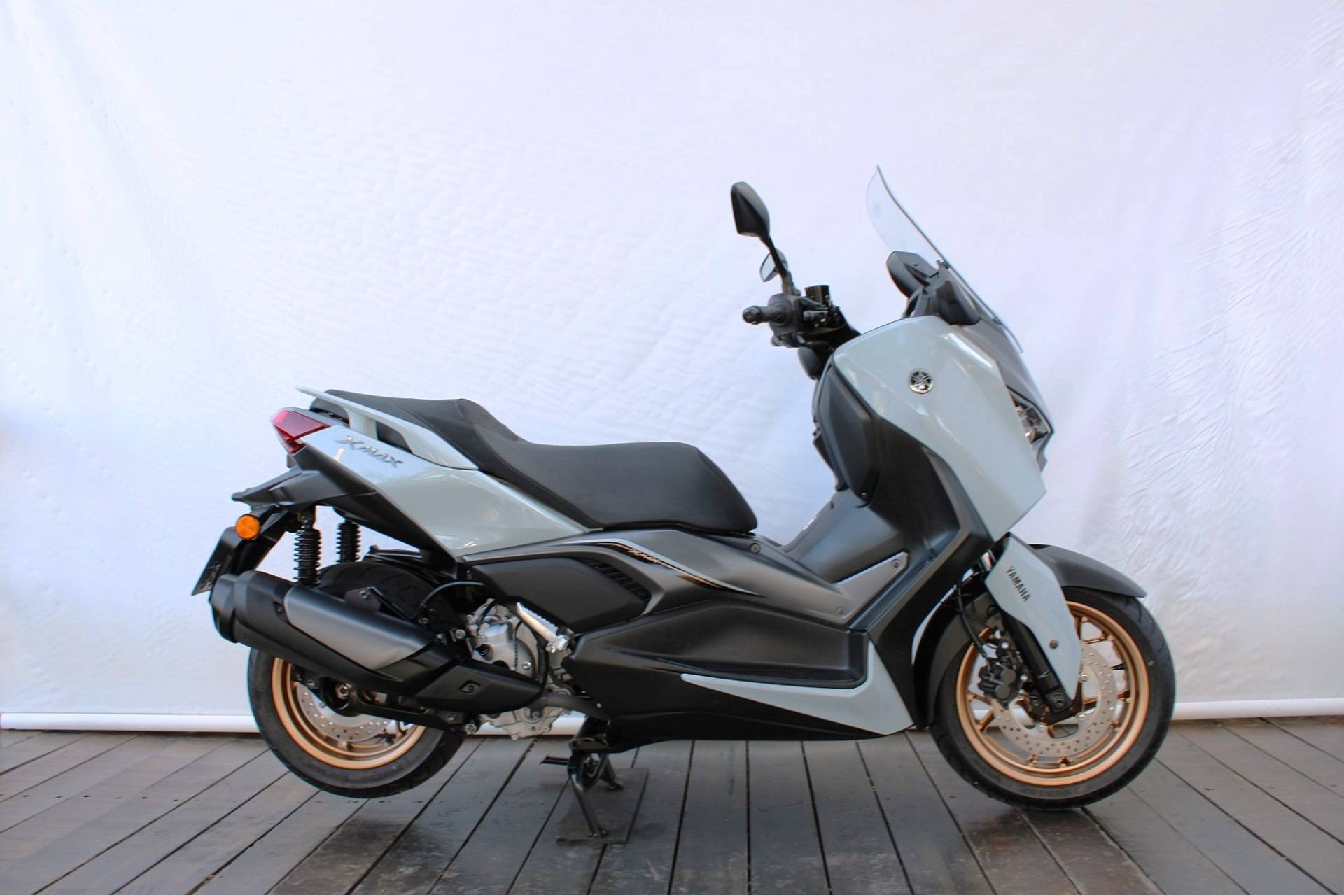 YAMAHA XMAX 300 CONNECTED ABS