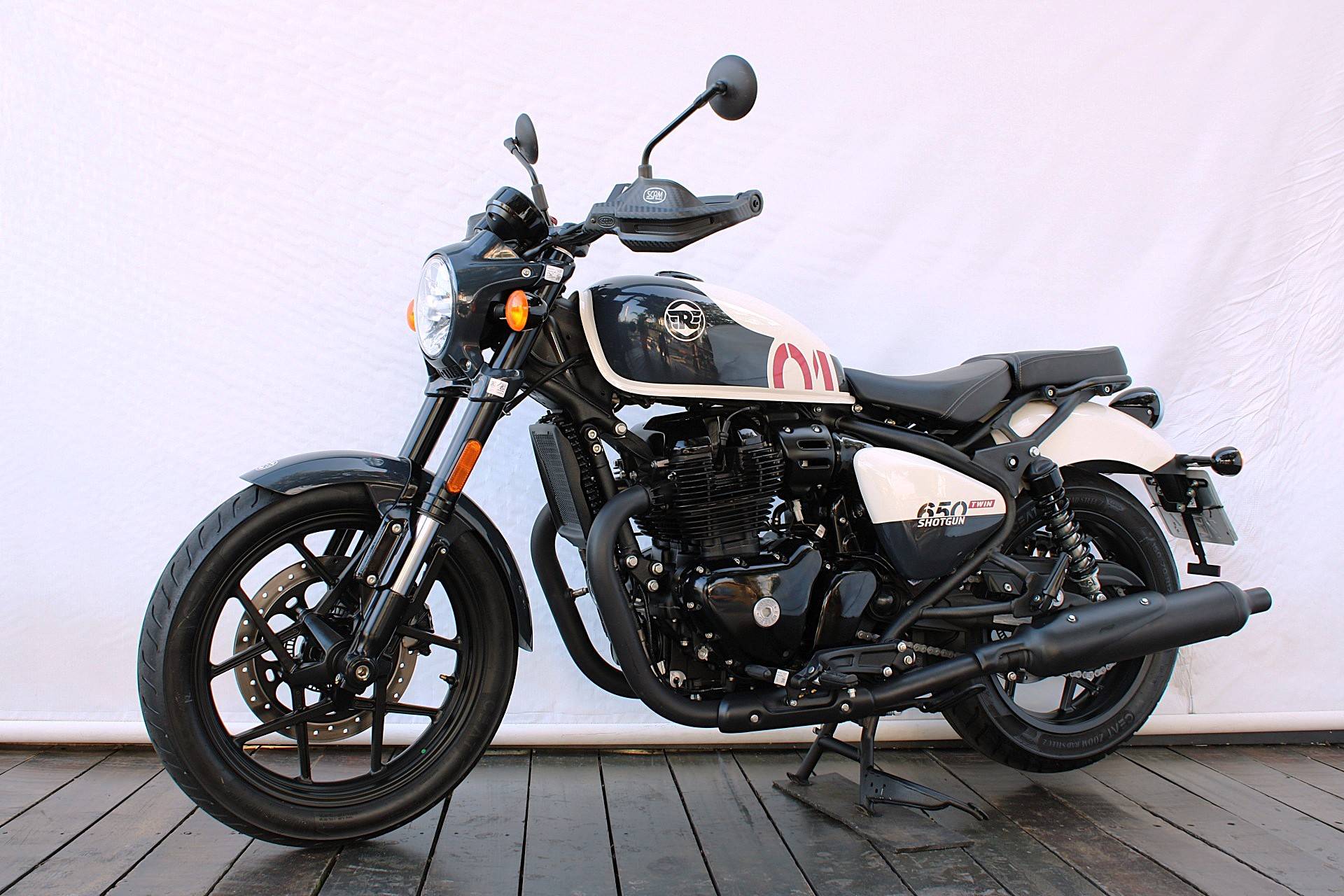 ROYAL ENFIELD SHOTGUN 650 STENCIL WHITE