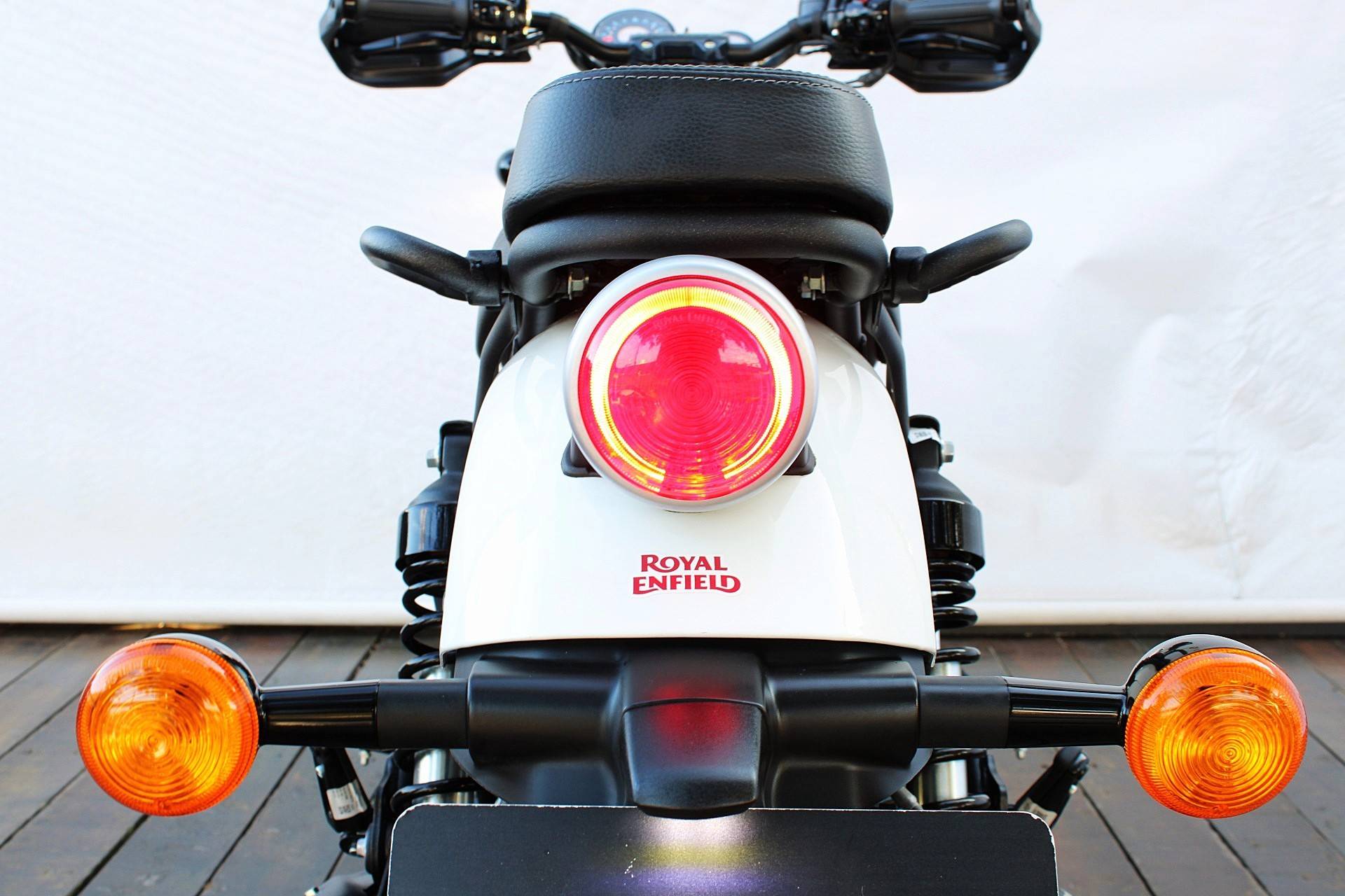 ROYAL ENFIELD SHOTGUN 650 STENCIL WHITE