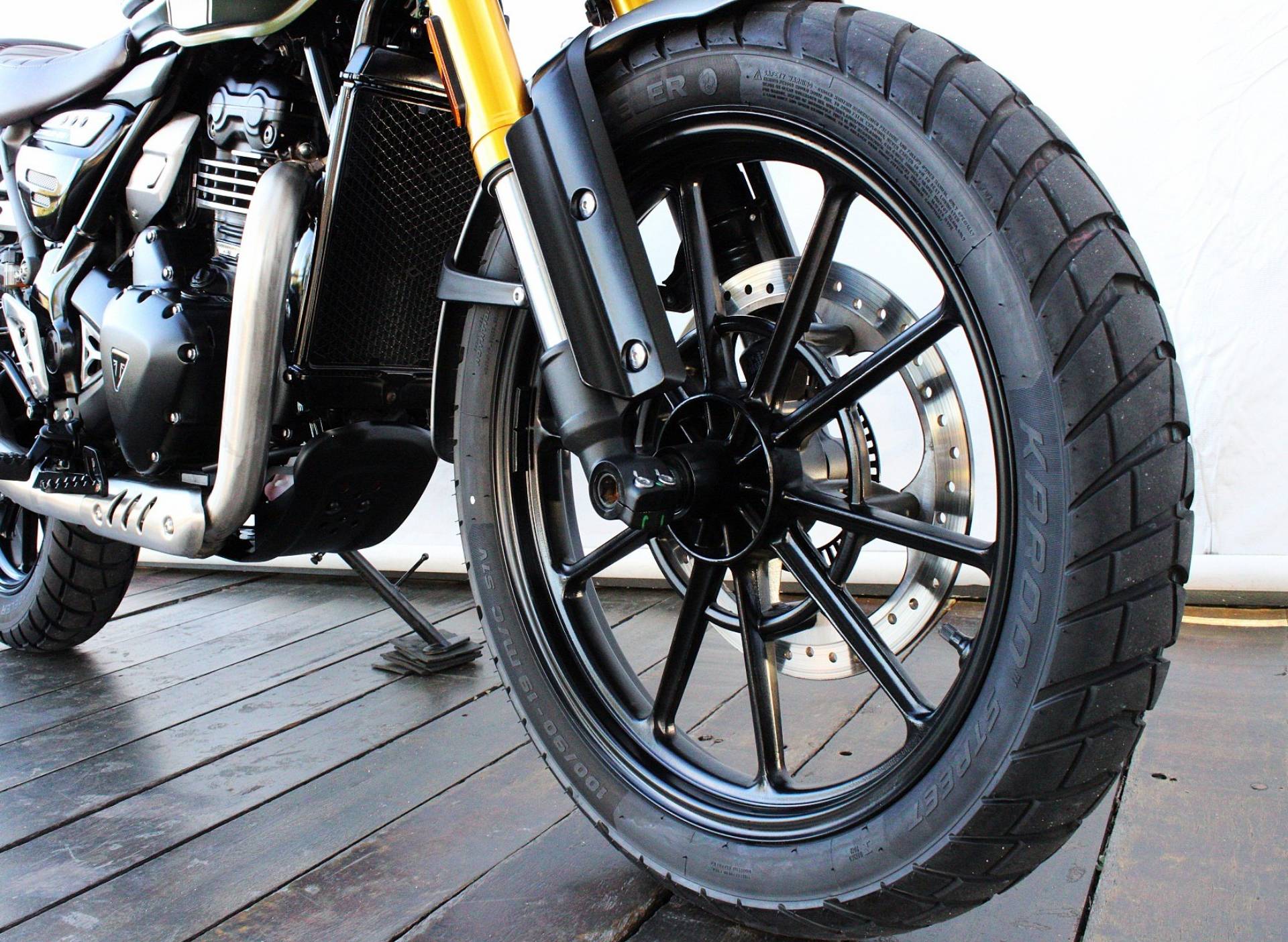 TRIUMPH SCRAMBLER