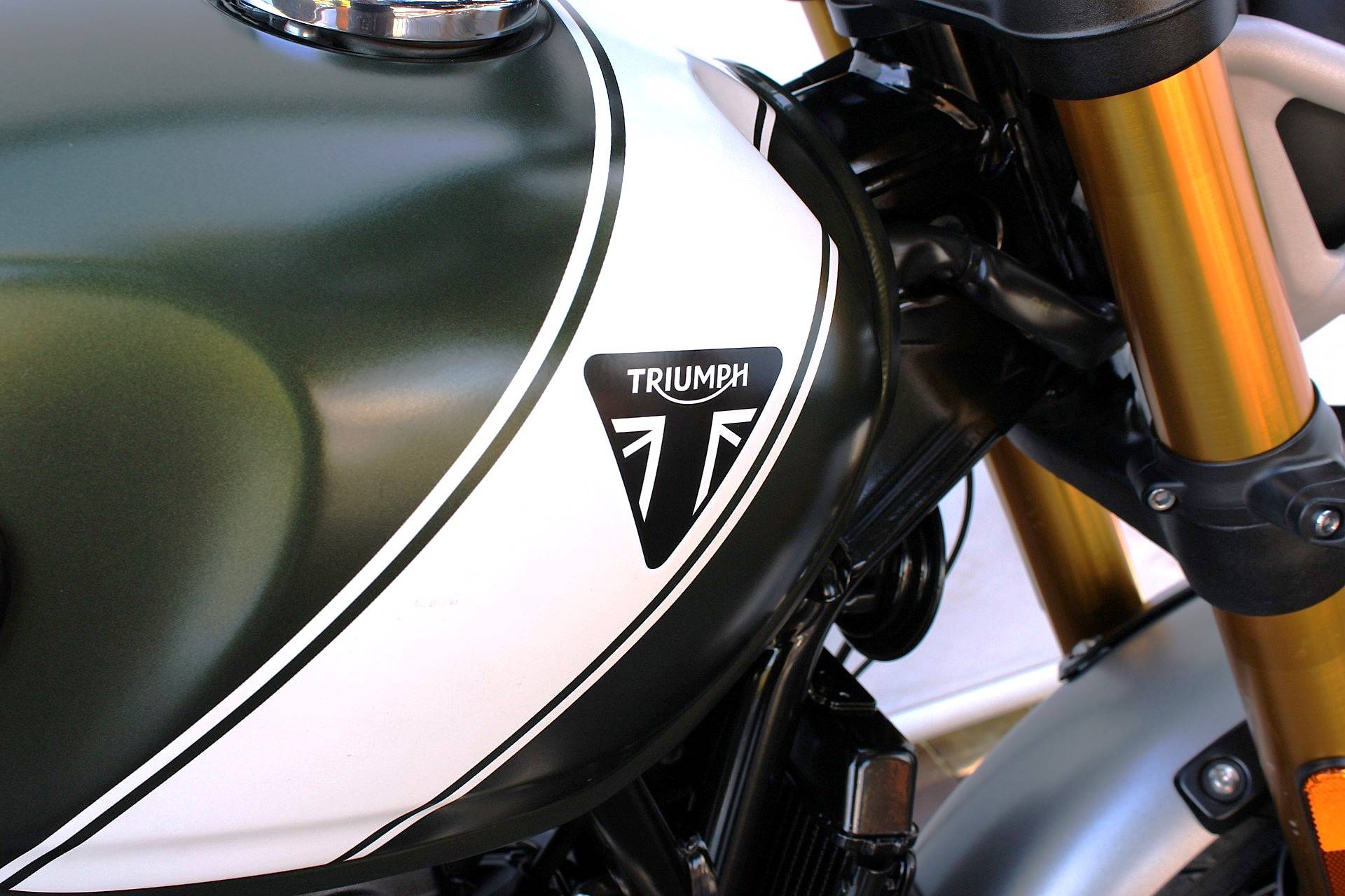 TRIUMPH SCRAMBLER