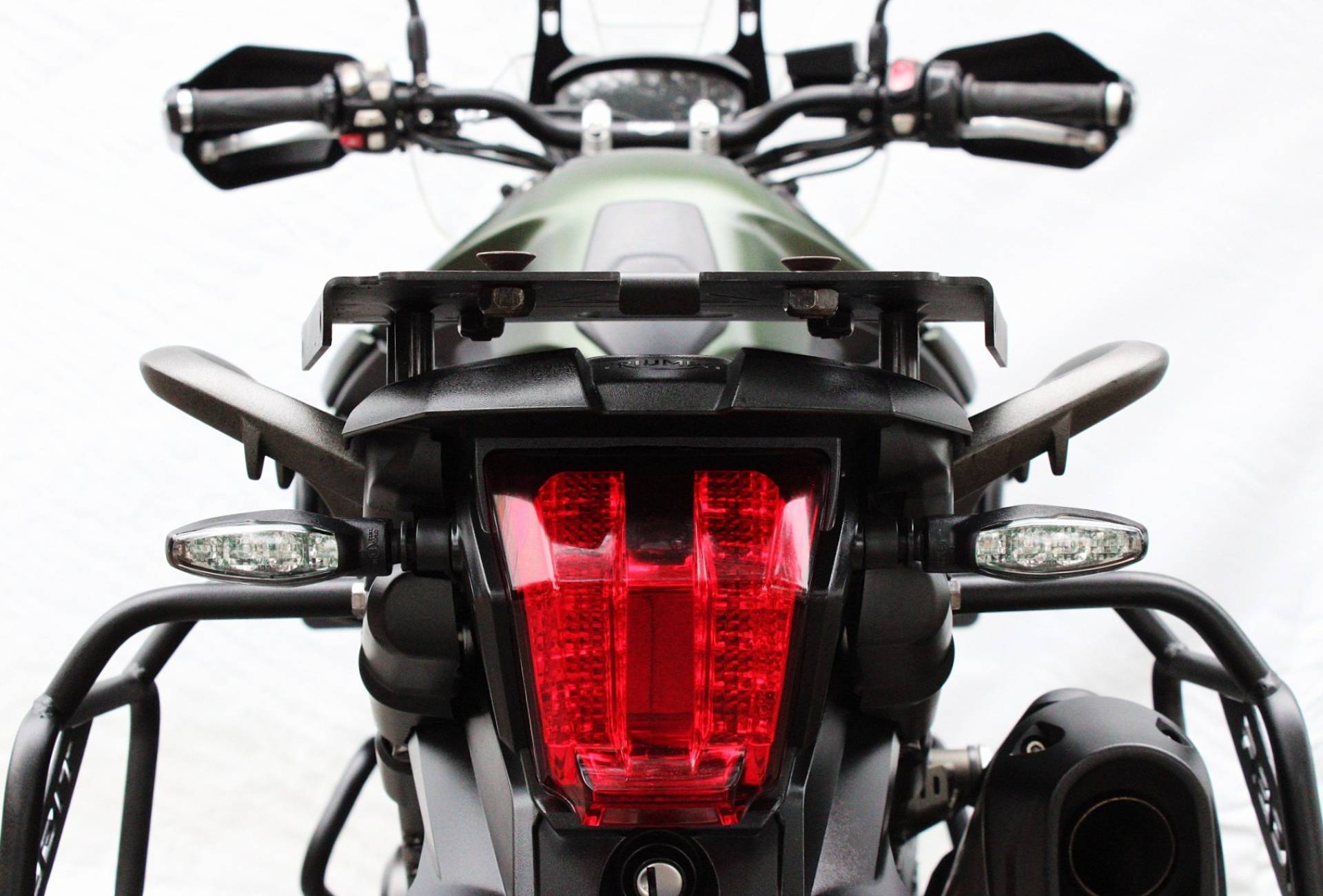 TRIUMPH TIGER 800 XCX