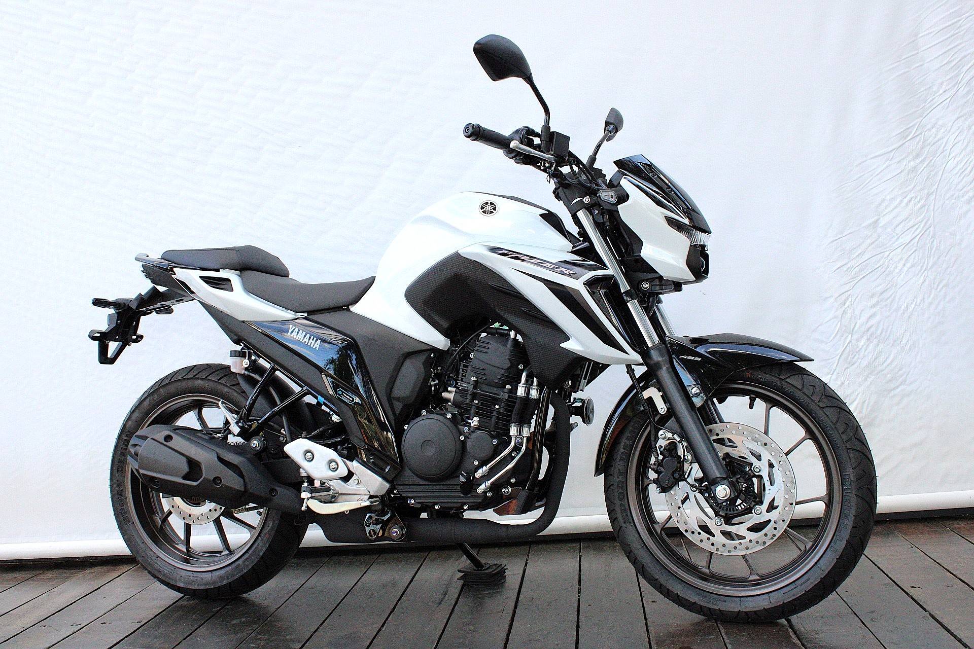 YAMAHA FZ25 FAZER CONNECTED ABS