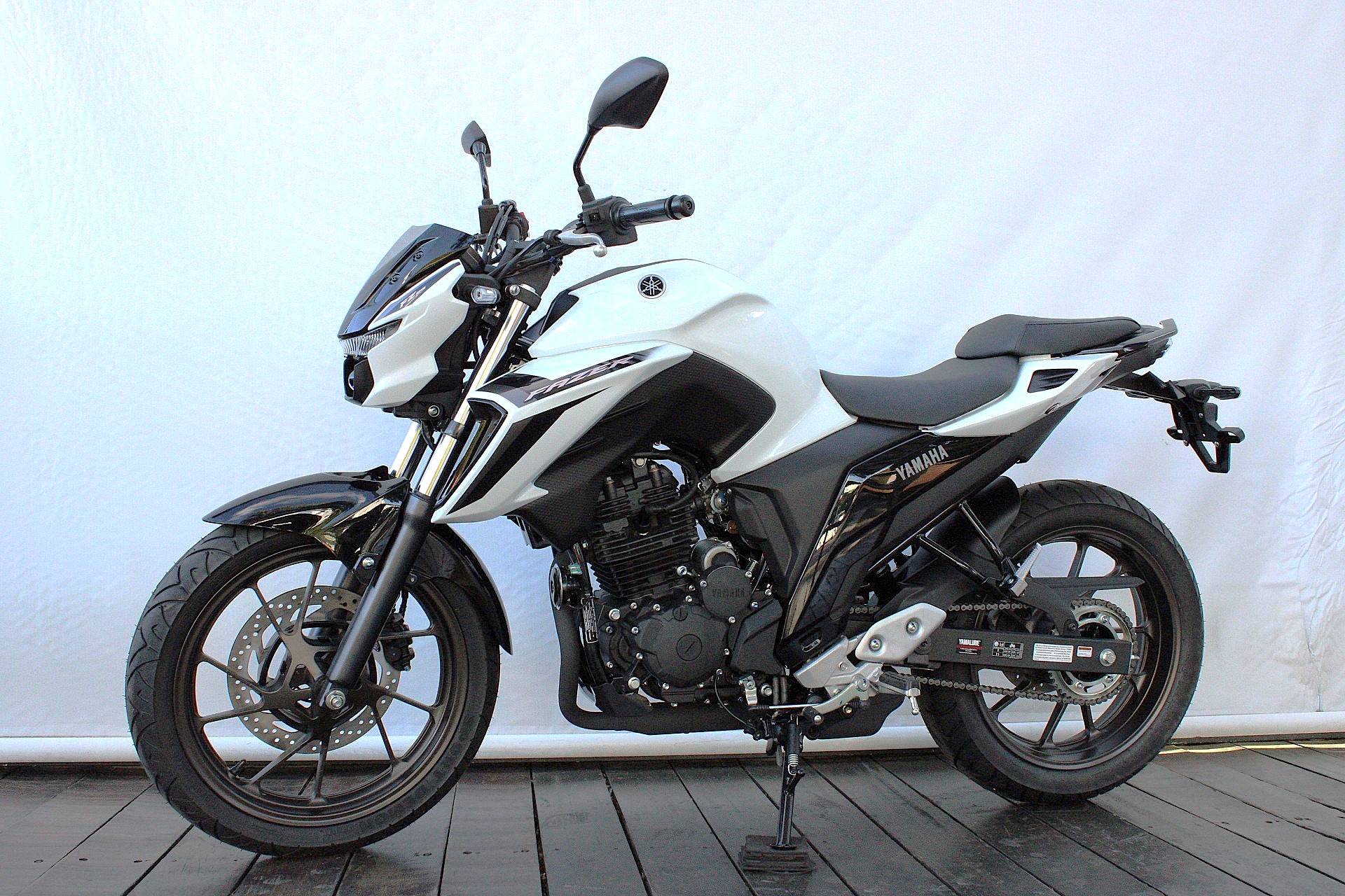 YAMAHA FZ25 FAZER CONNECTED ABS