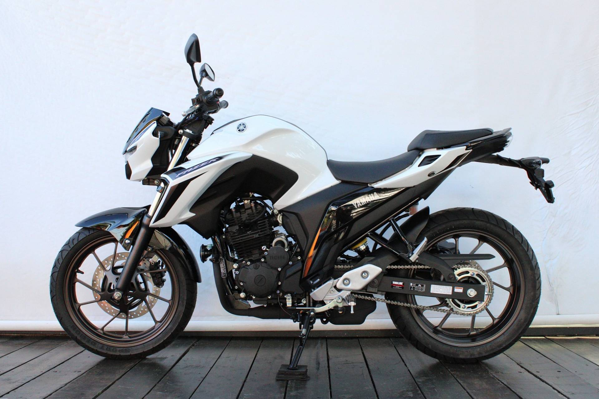 YAMAHA FZ25 FAZER CONNECTED ABS