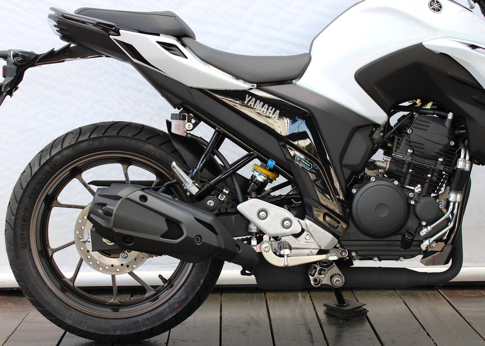YAMAHA FZ25 FAZER CONNECTED ABS