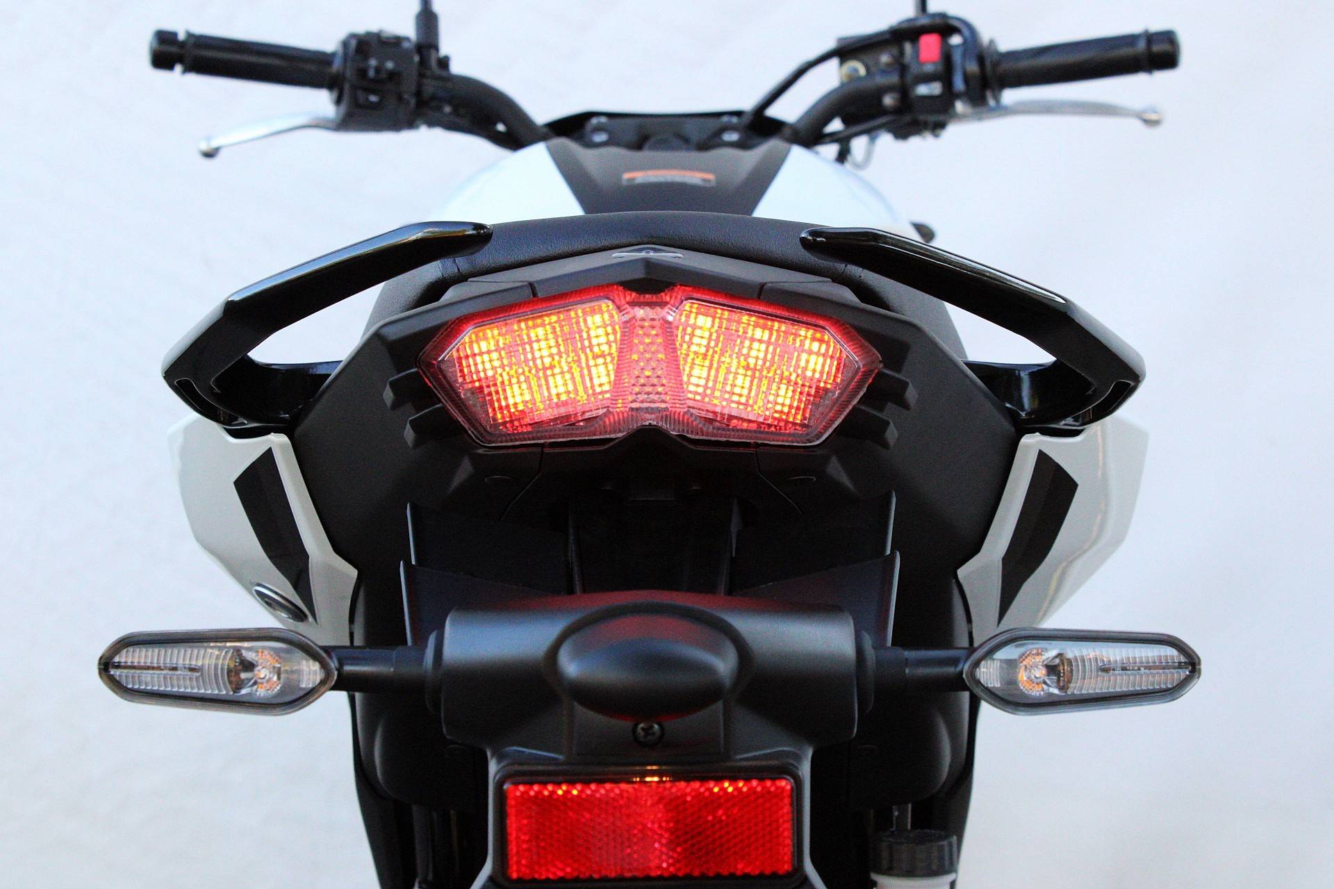 YAMAHA FZ25 FAZER CONNECTED ABS