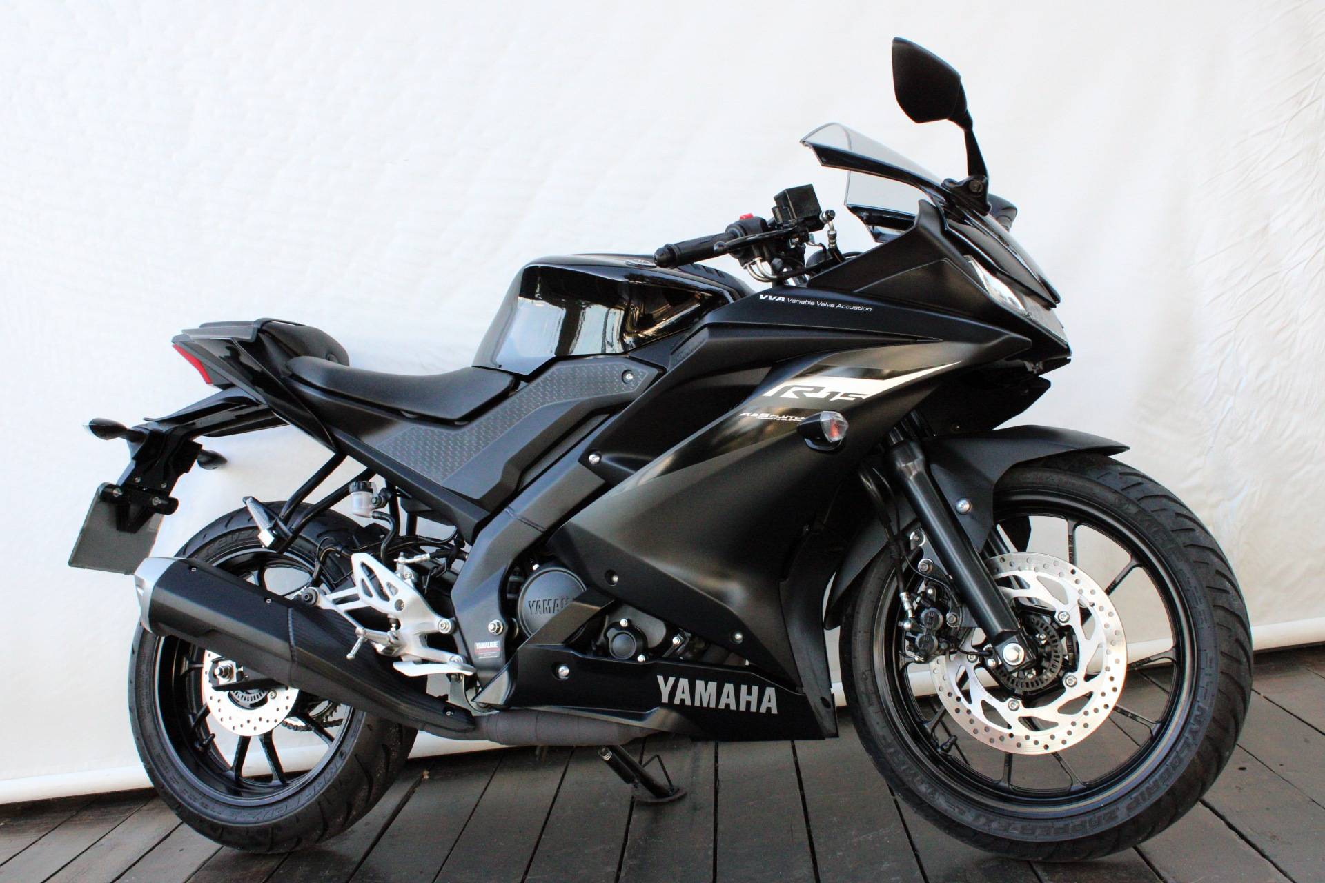 YAMAHA YZF R15