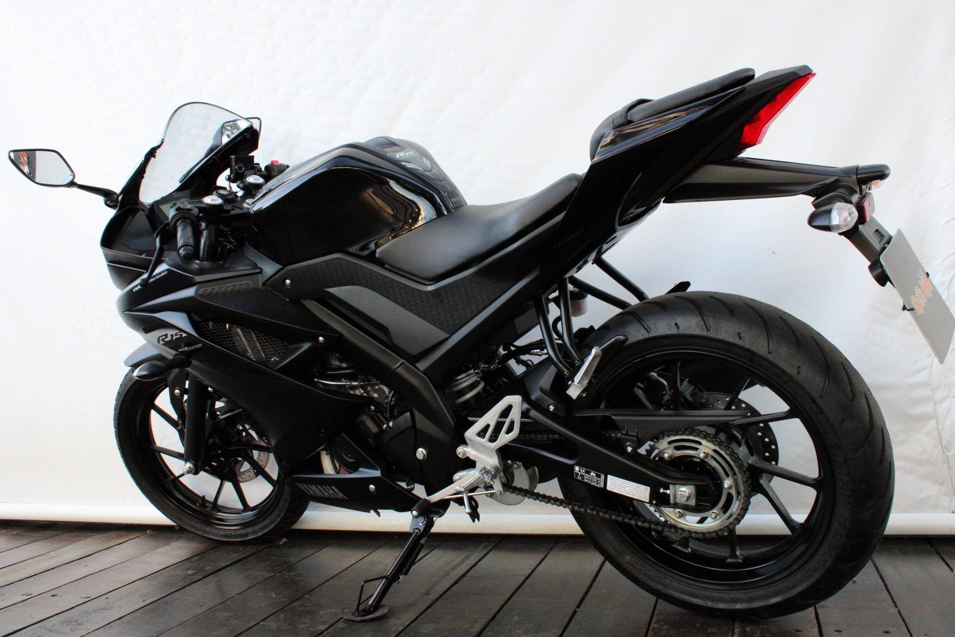 YAMAHA YZF R15
