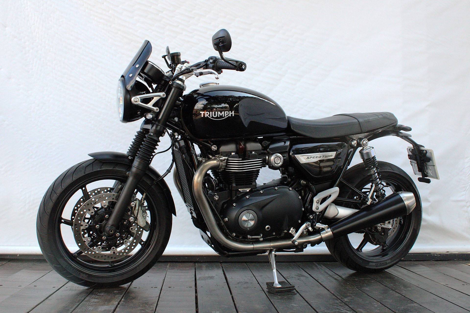 TRIUMPH SPEED TWIN 