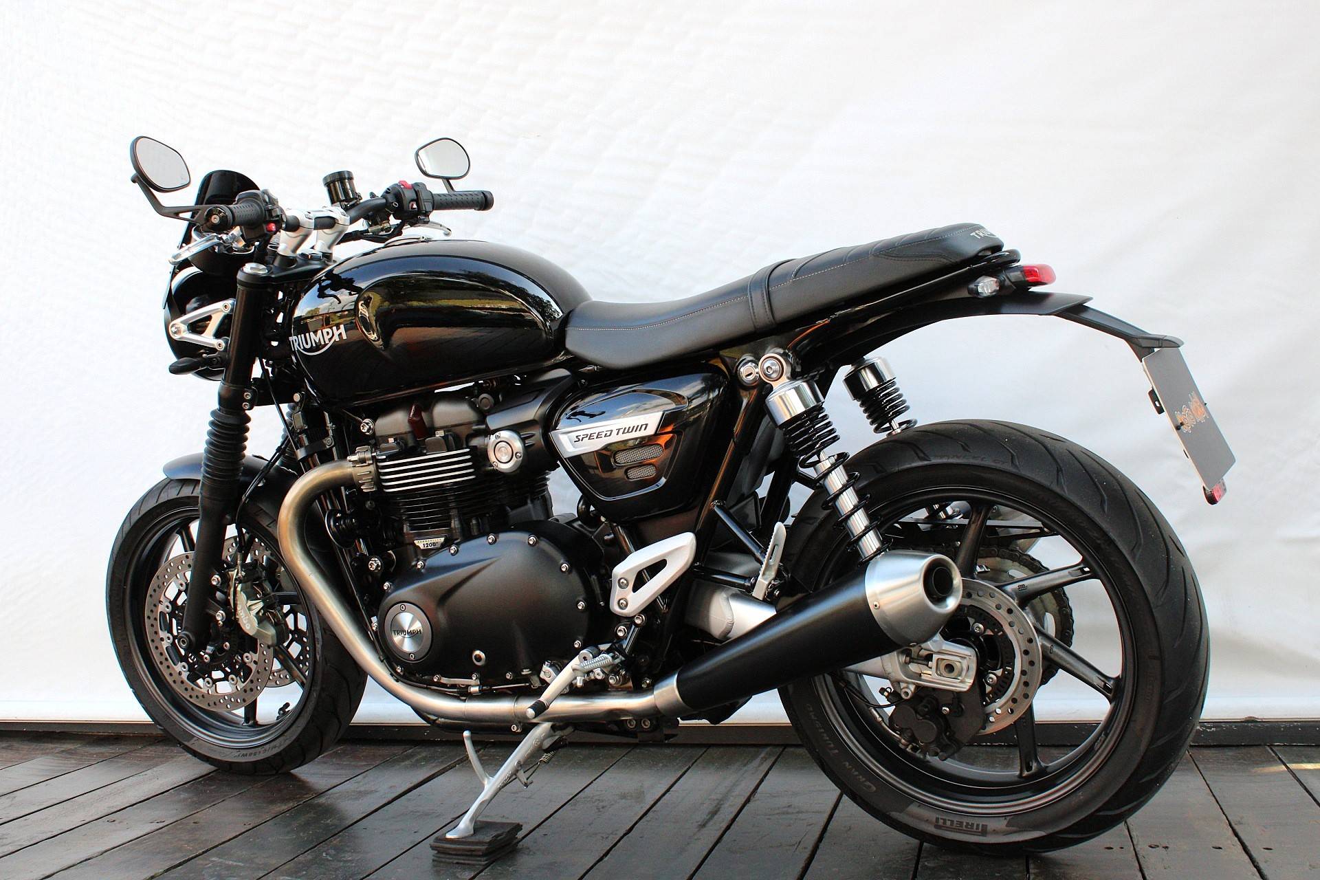 TRIUMPH SPEED TWIN 