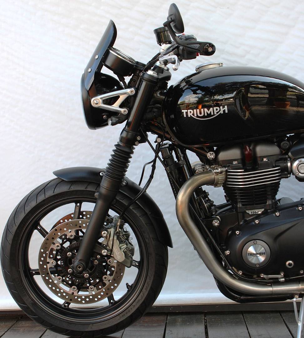 TRIUMPH SPEED TWIN 