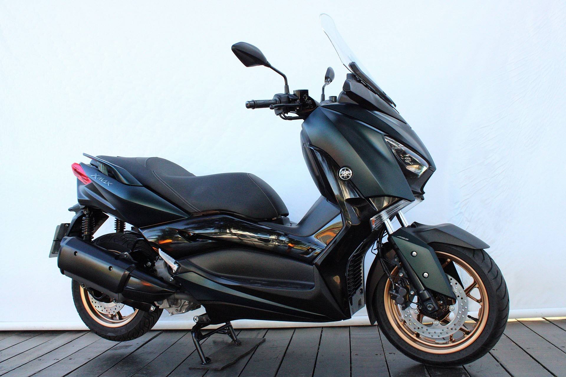 YAMAHA XMAX ABS