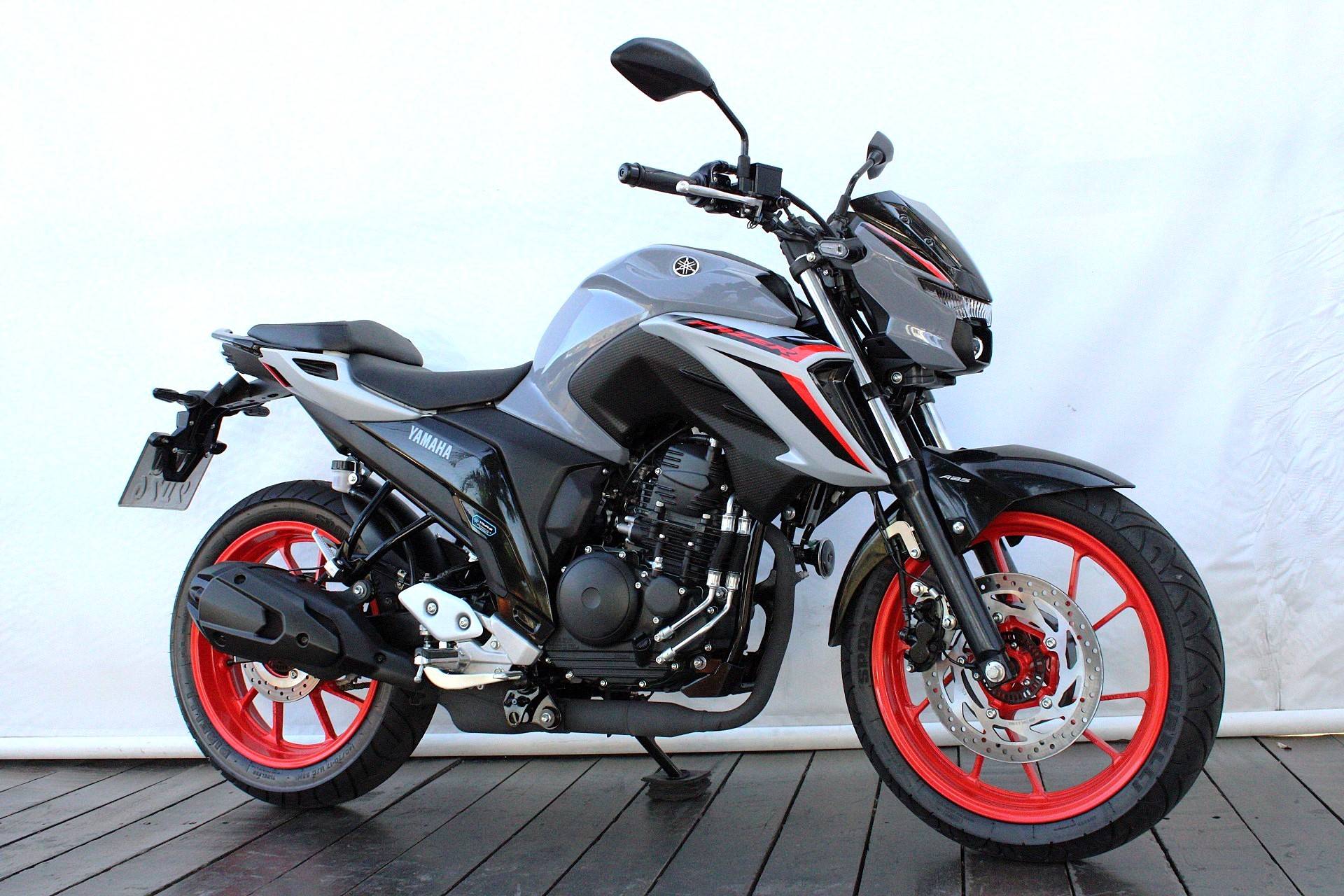 YAMAHA FZ25 FAZER CONNECTED ABS