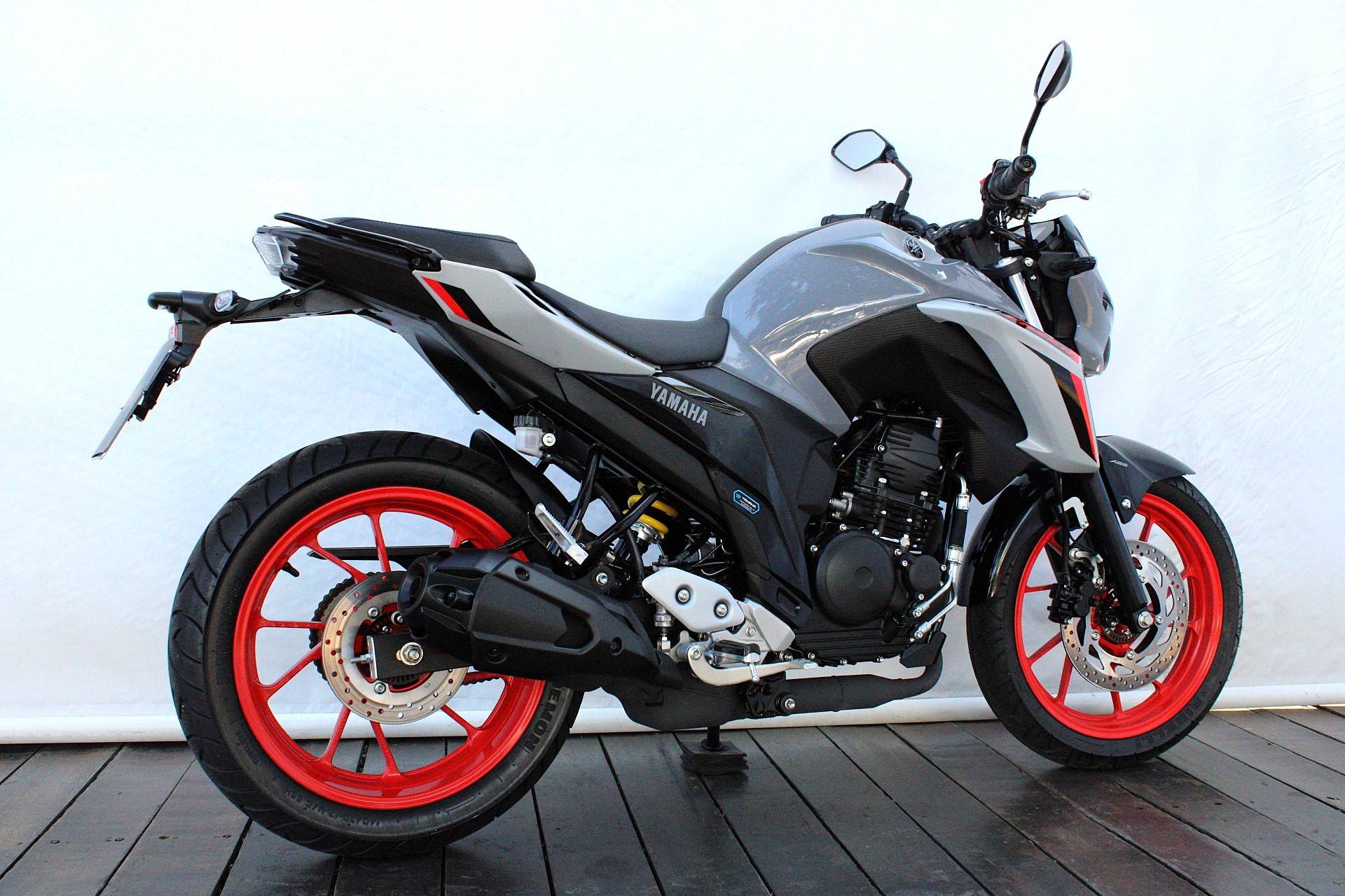 YAMAHA FZ25 FAZER CONNECTED ABS