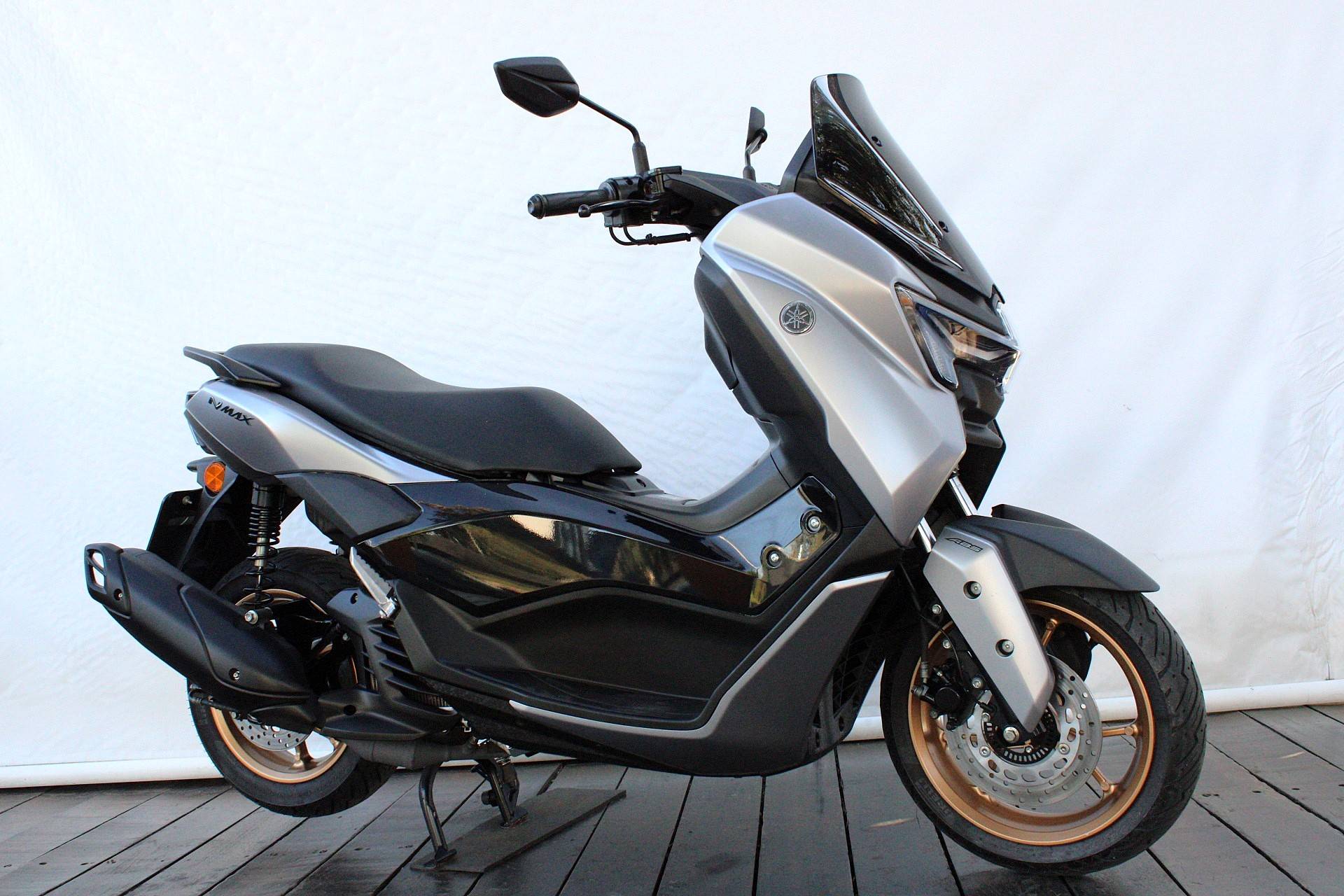 YAMAHA NMAX CONNECTED 160 ABS