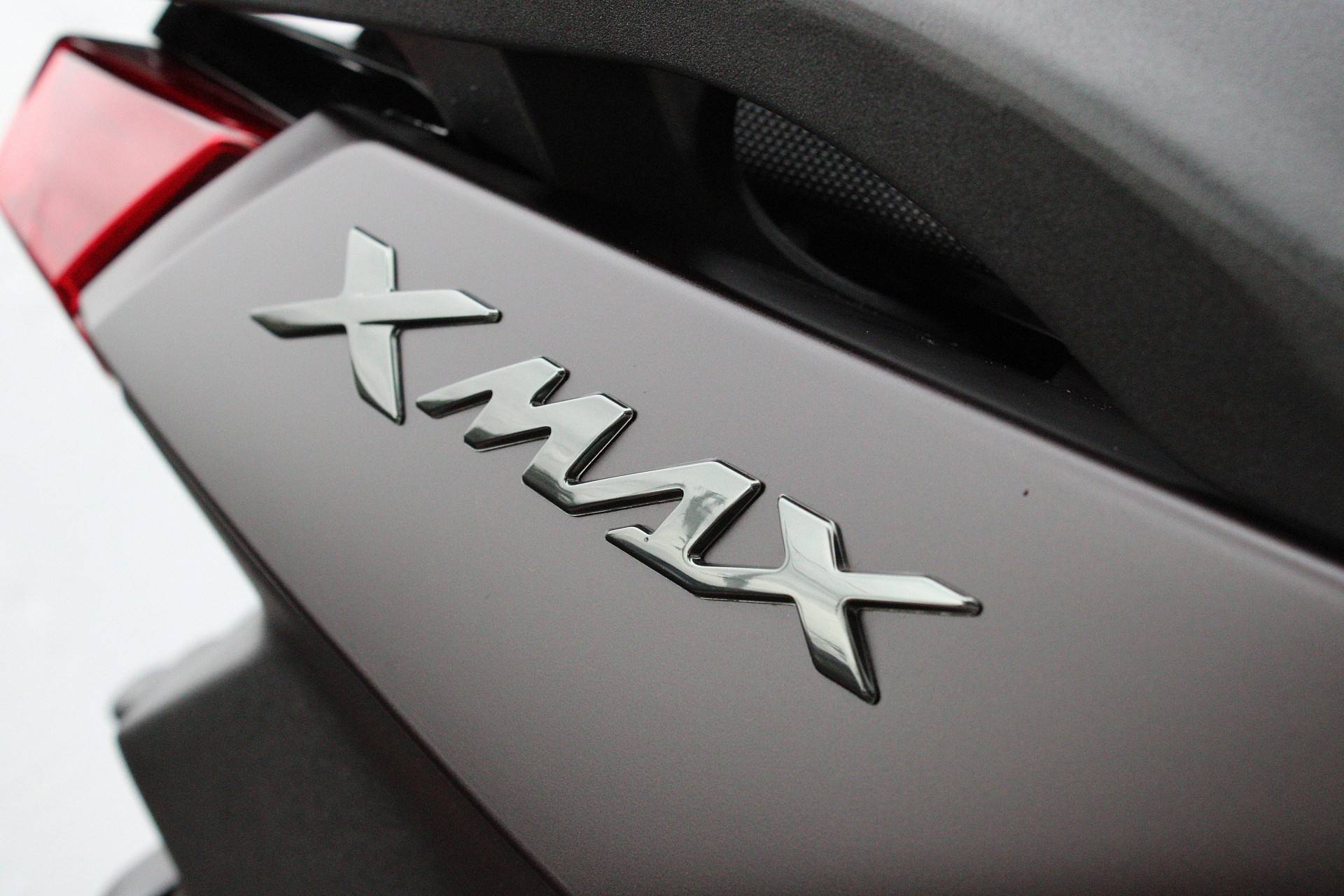 YAMAHA XMAX 300 CONNECTED ABS