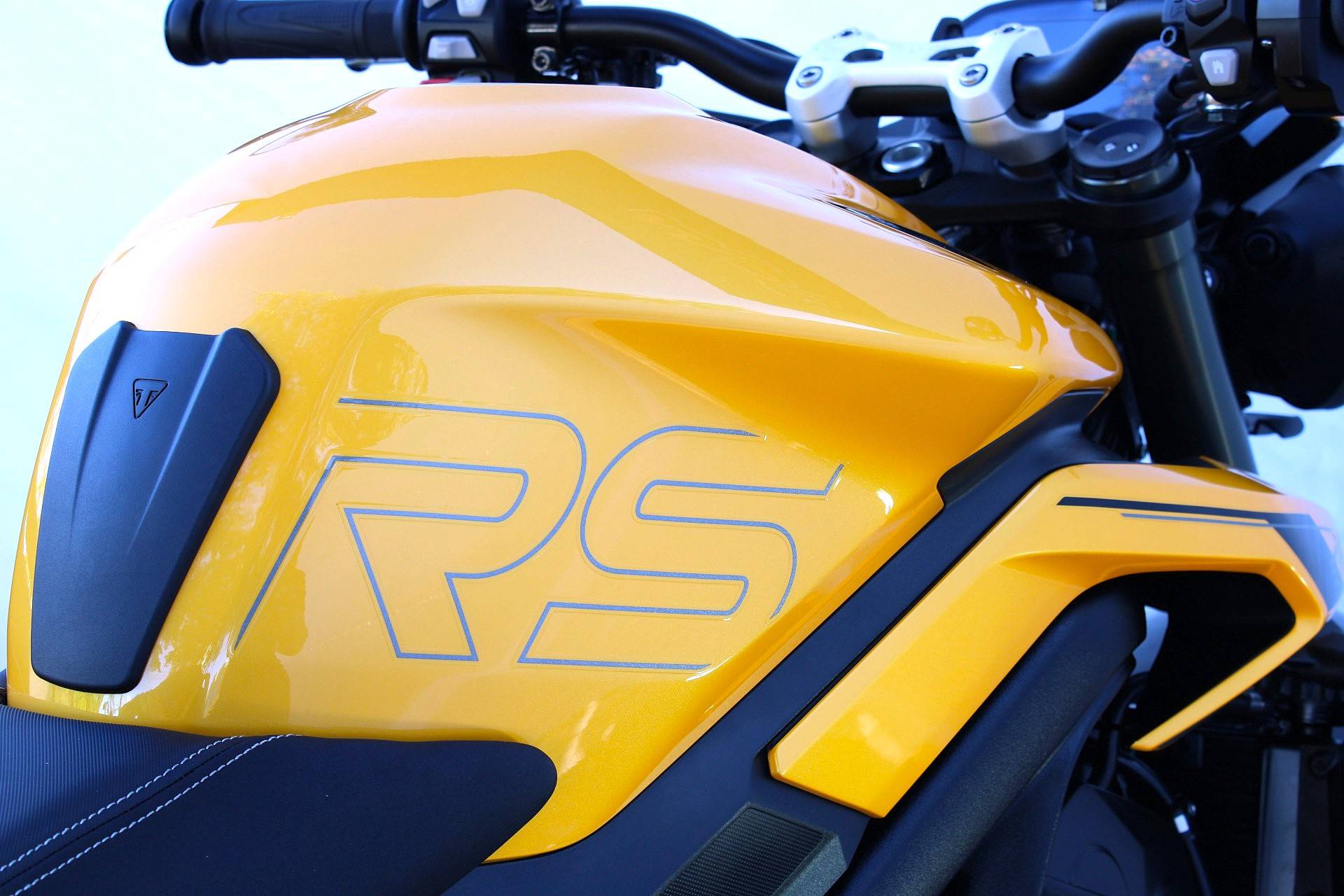 TRIUMPH STREET TRIPLE 765 RS