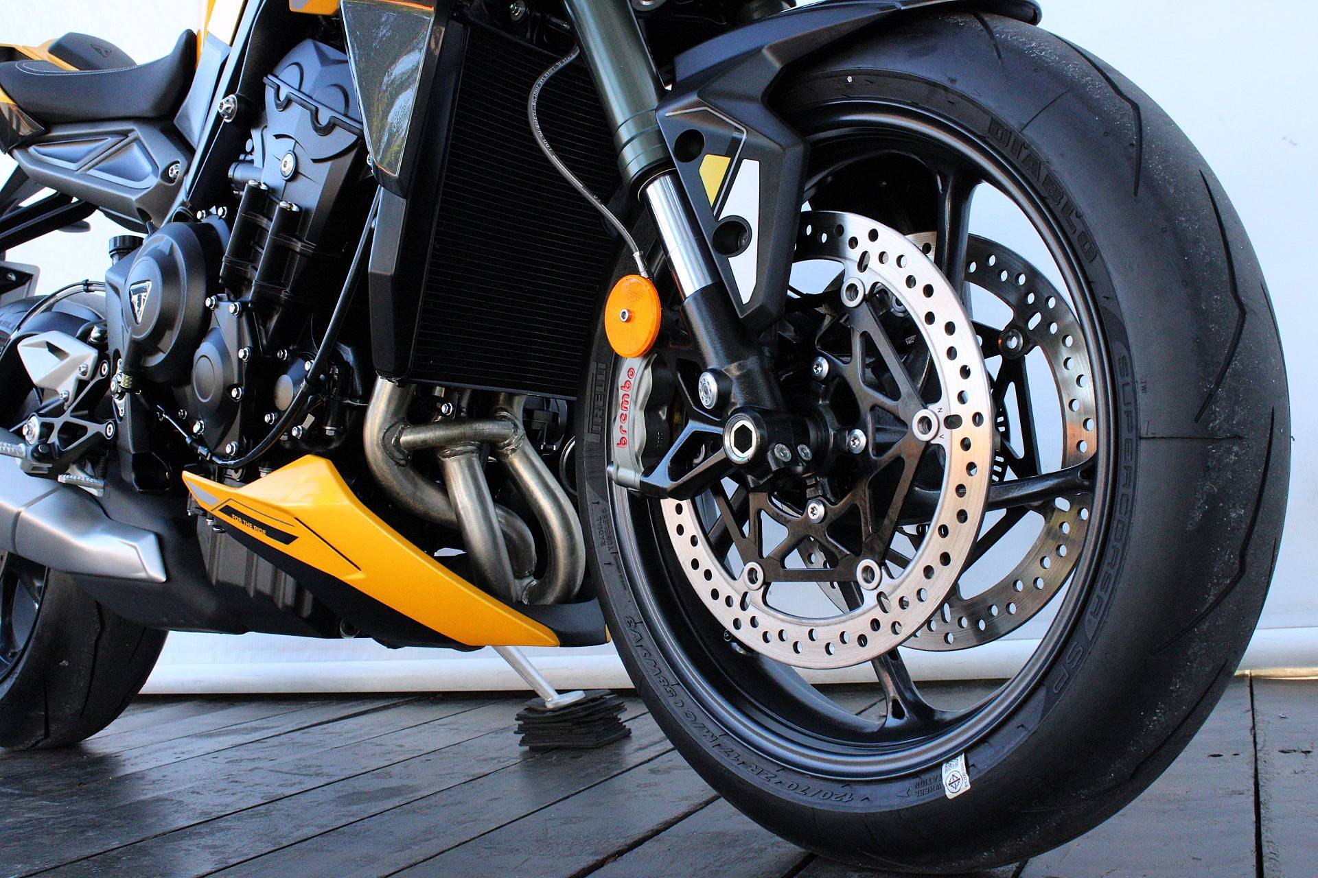 TRIUMPH STREET TRIPLE 765 RS