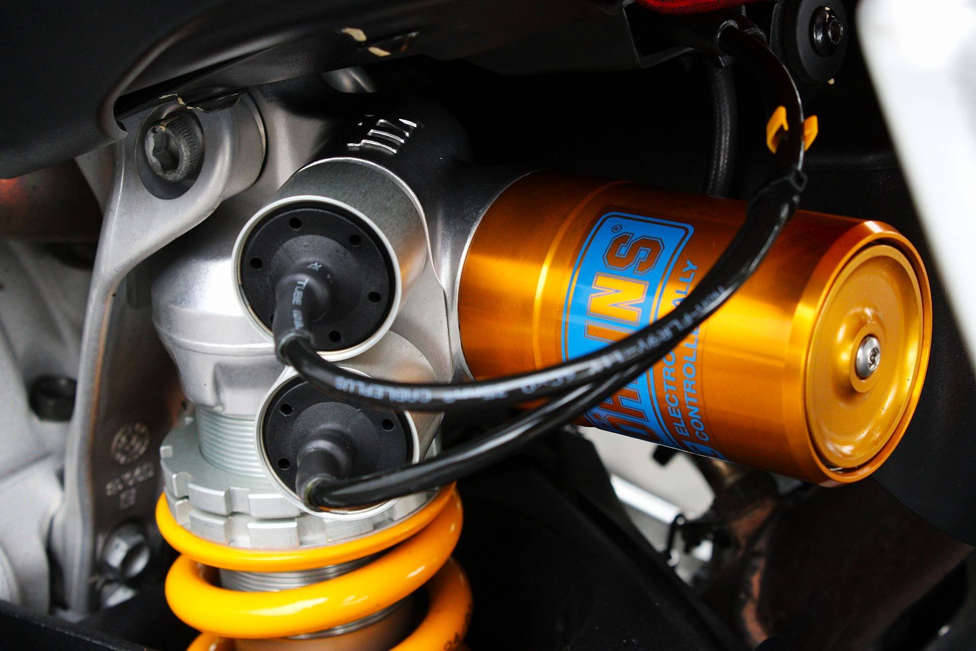 DUCATI STREETFIGHTER V4 S