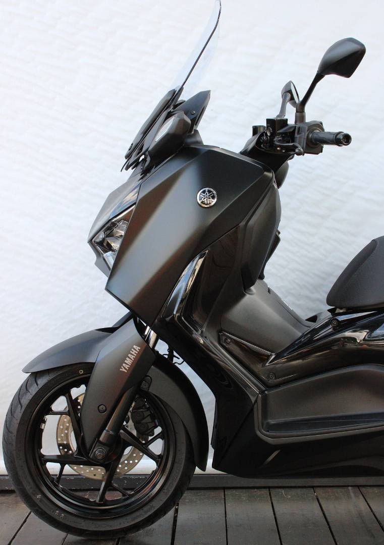 YAMAHA XMAX 250 CONNECTED ABS