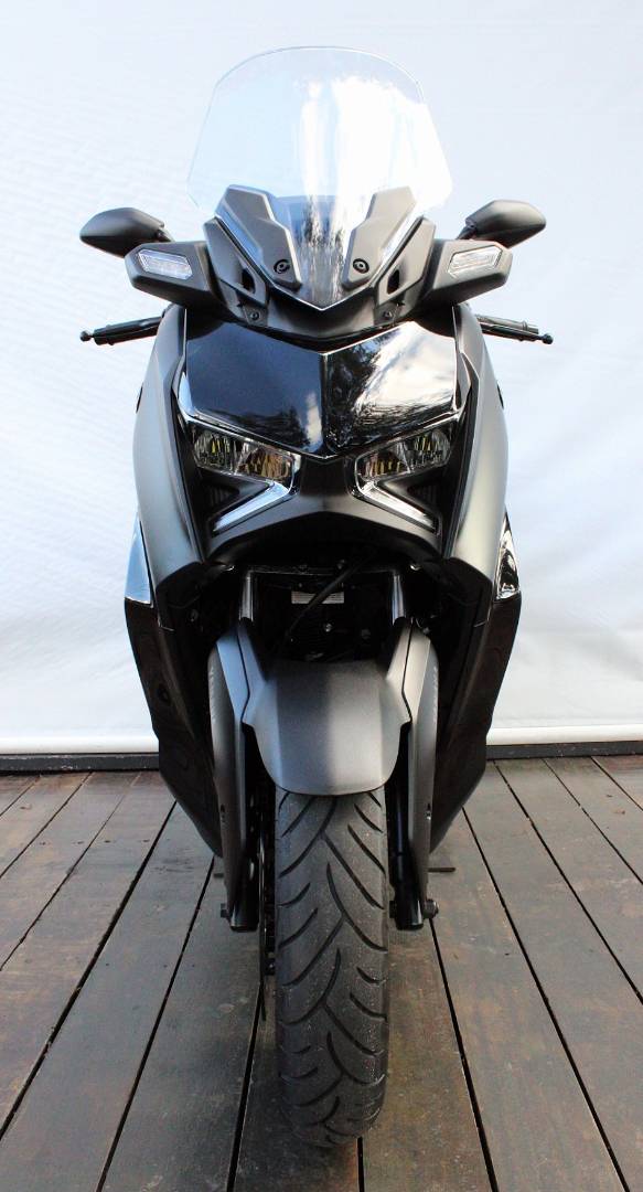 YAMAHA XMAX 250 CONNECTED ABS