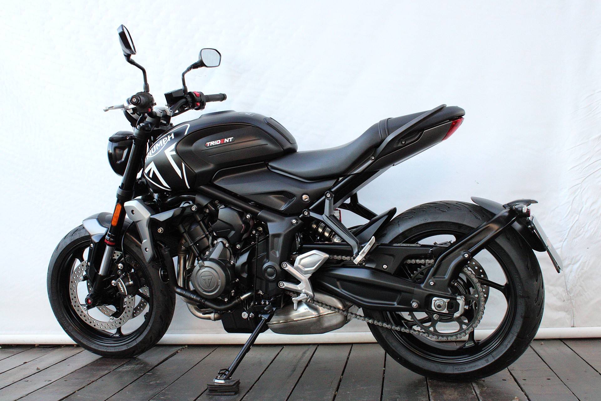 TRIUMPH TRIDENT 660