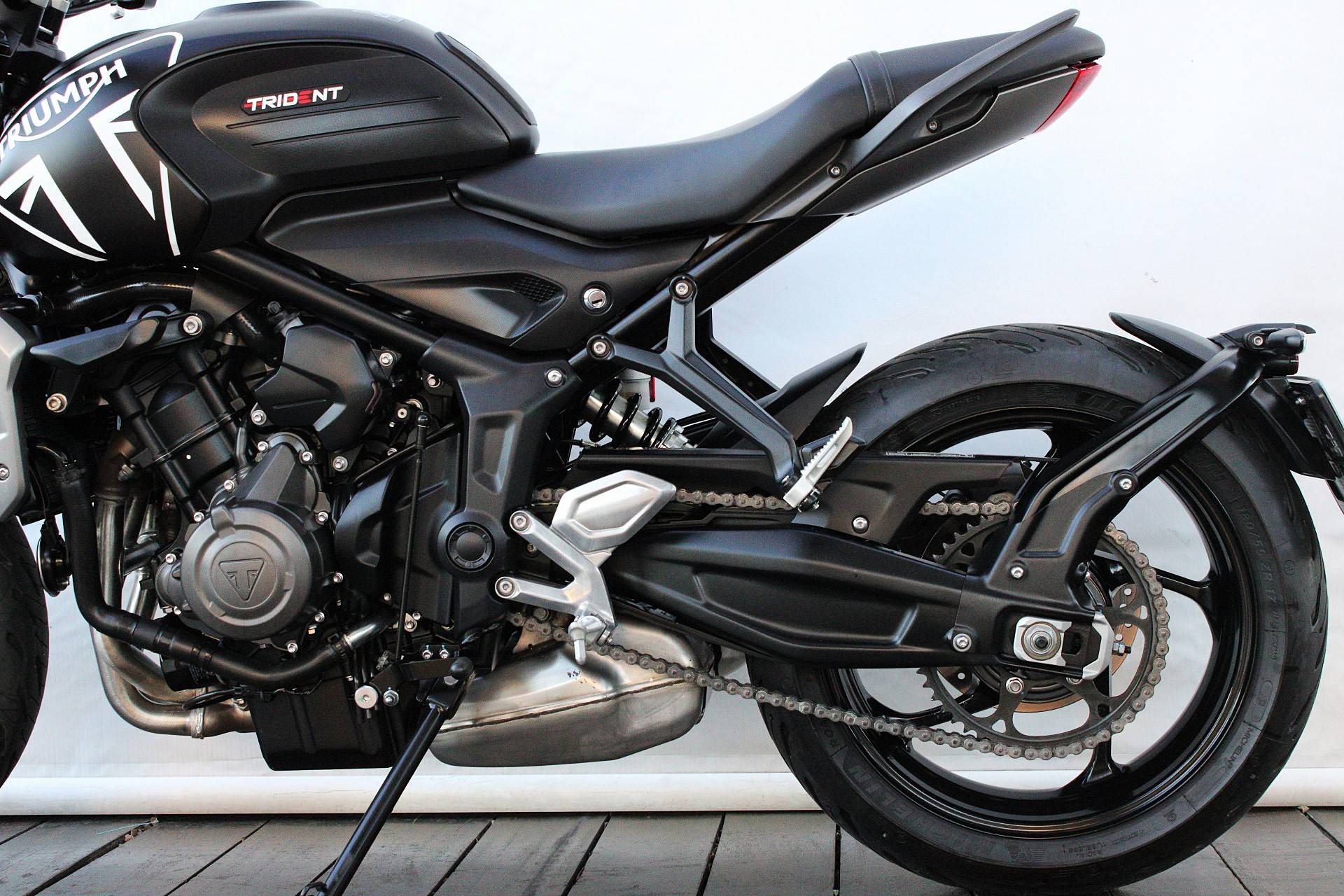 TRIUMPH TRIDENT 660